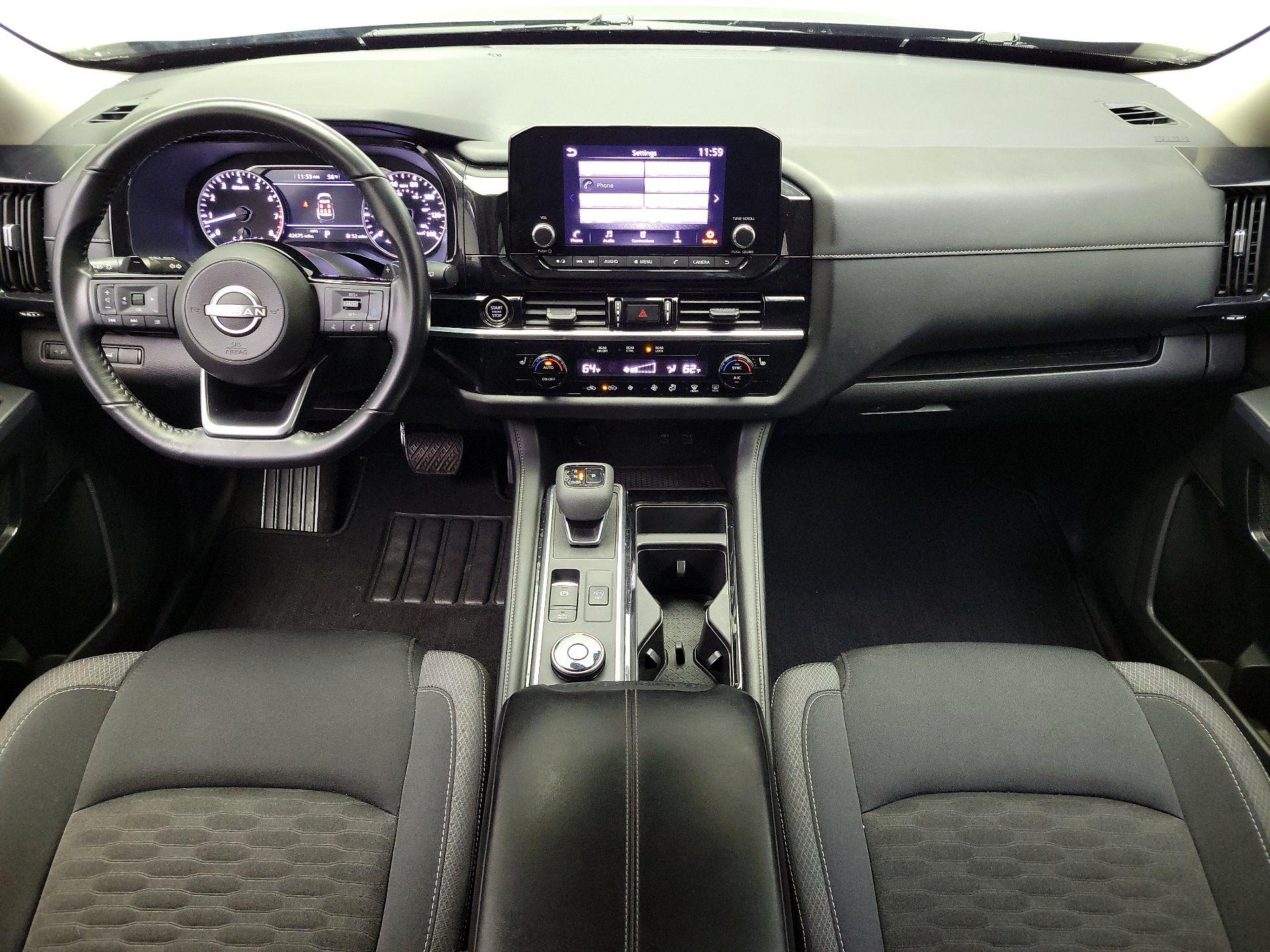 Thumbnail: 2023 Nissan Pathfinder - 9