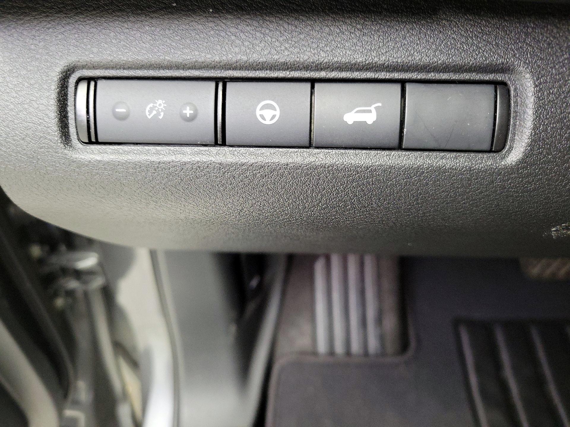 Thumbnail: 2023 Nissan Pathfinder - 13