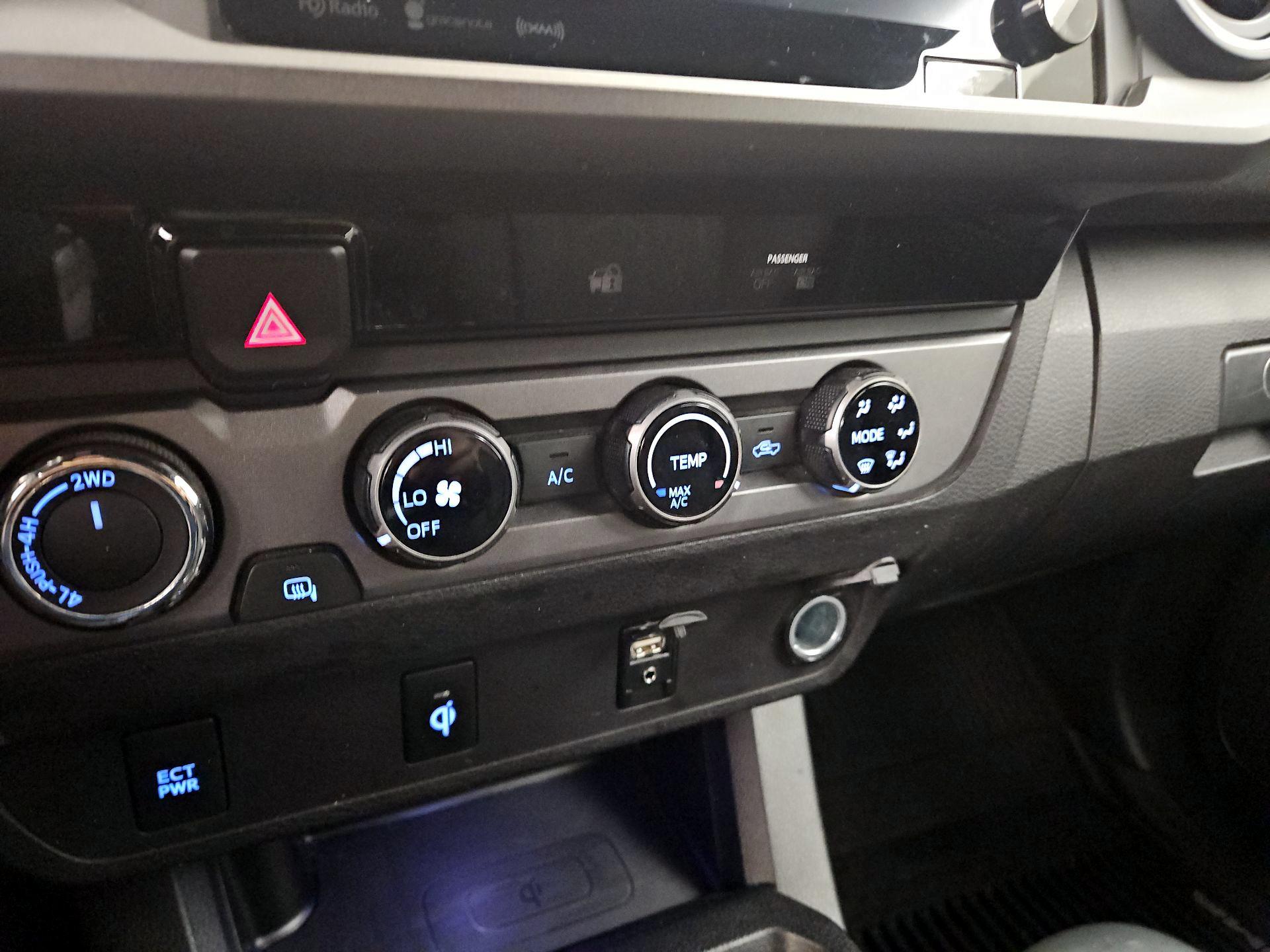 Thumbnail: 2017 Toyota Tacoma - 16