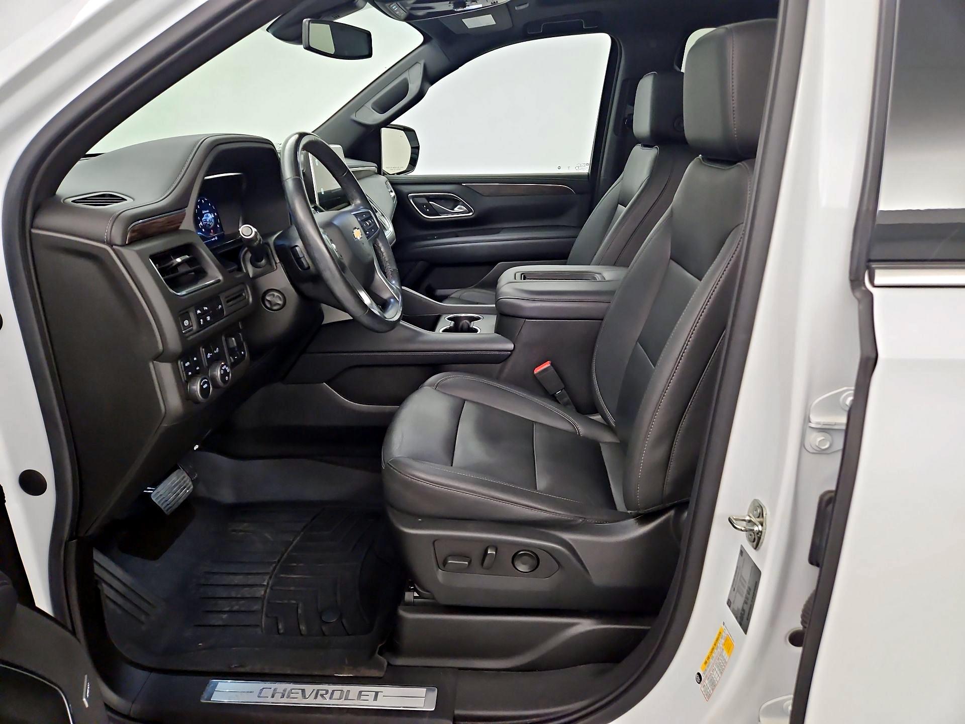 Thumbnail: 2022 Chevrolet Suburban - 11