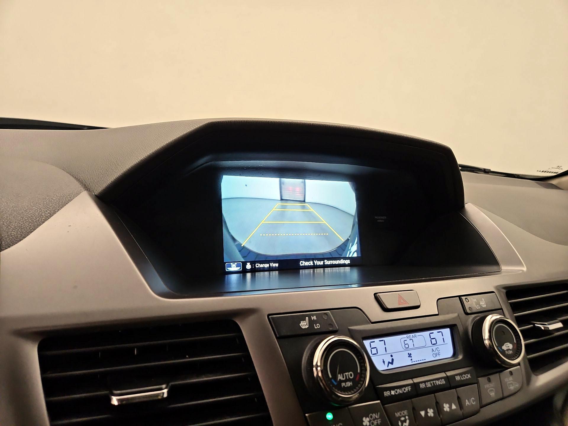 Thumbnail: 2015 Honda Odyssey - 15