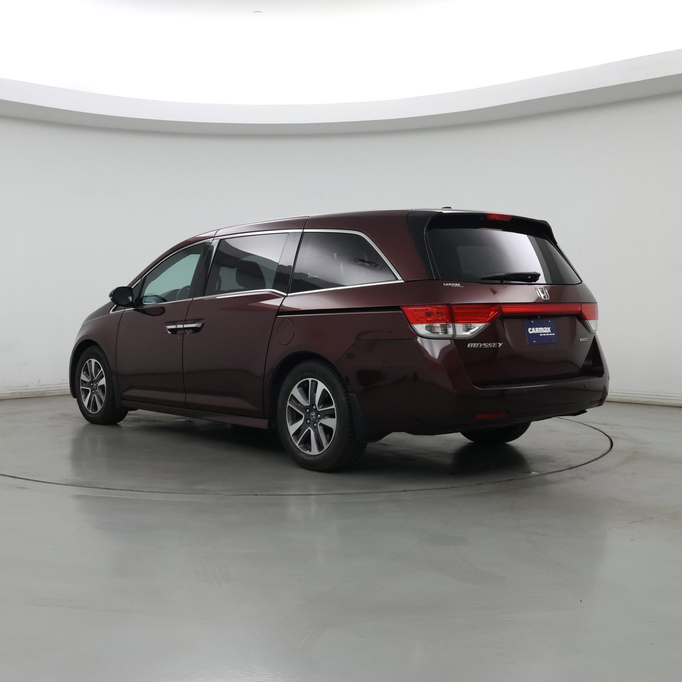 Thumbnail: 2015 Honda Odyssey - 2