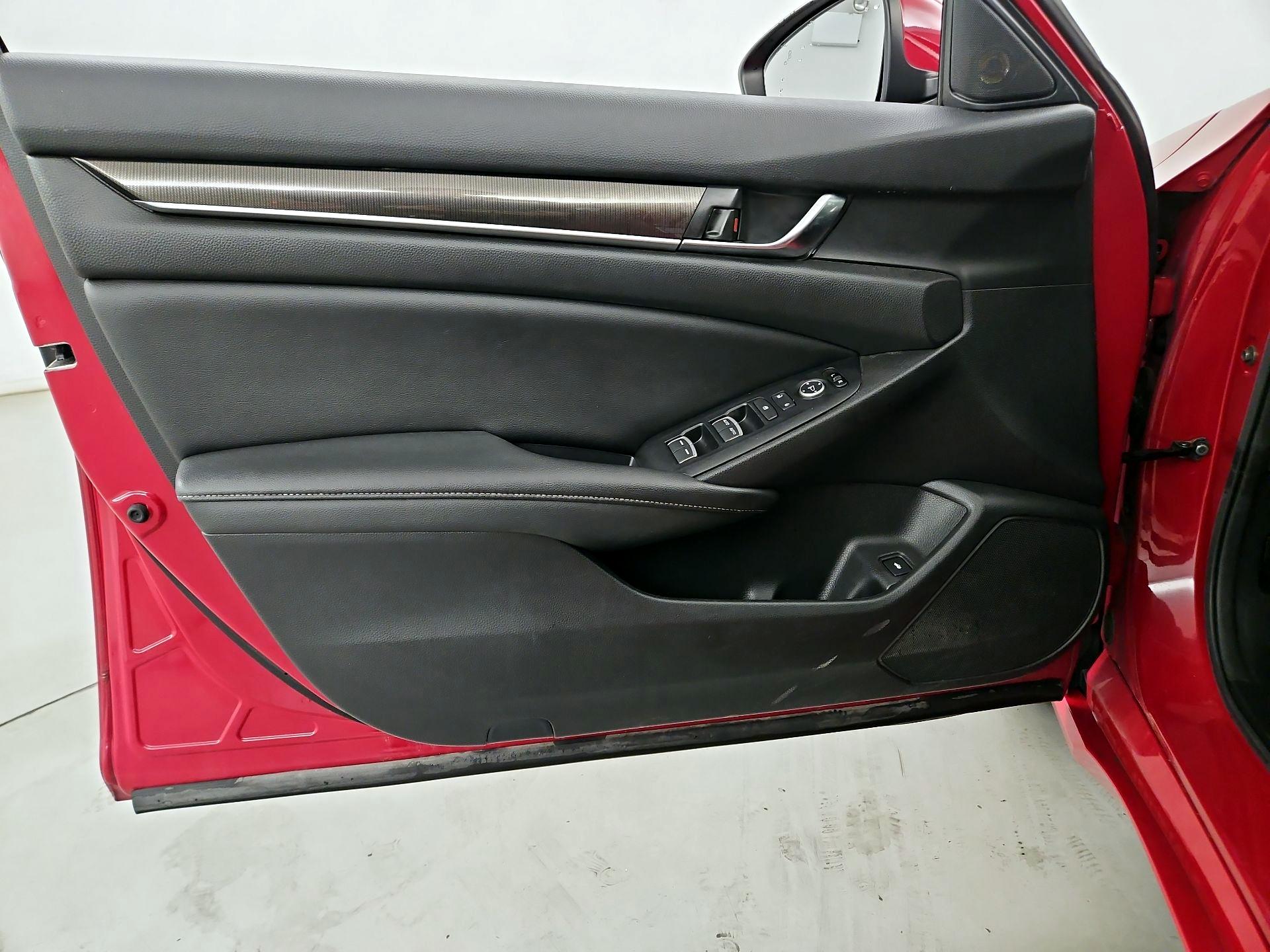 Thumbnail: 2020 Honda Accord - 12