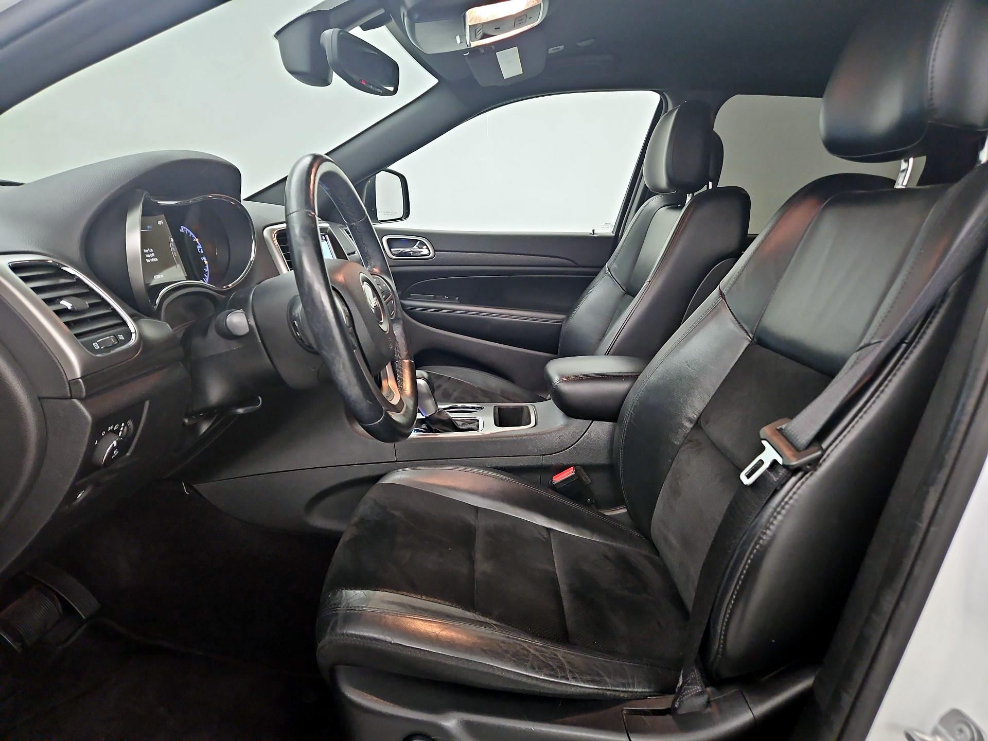 Thumbnail: 2018 Jeep Grand Cherokee - 11