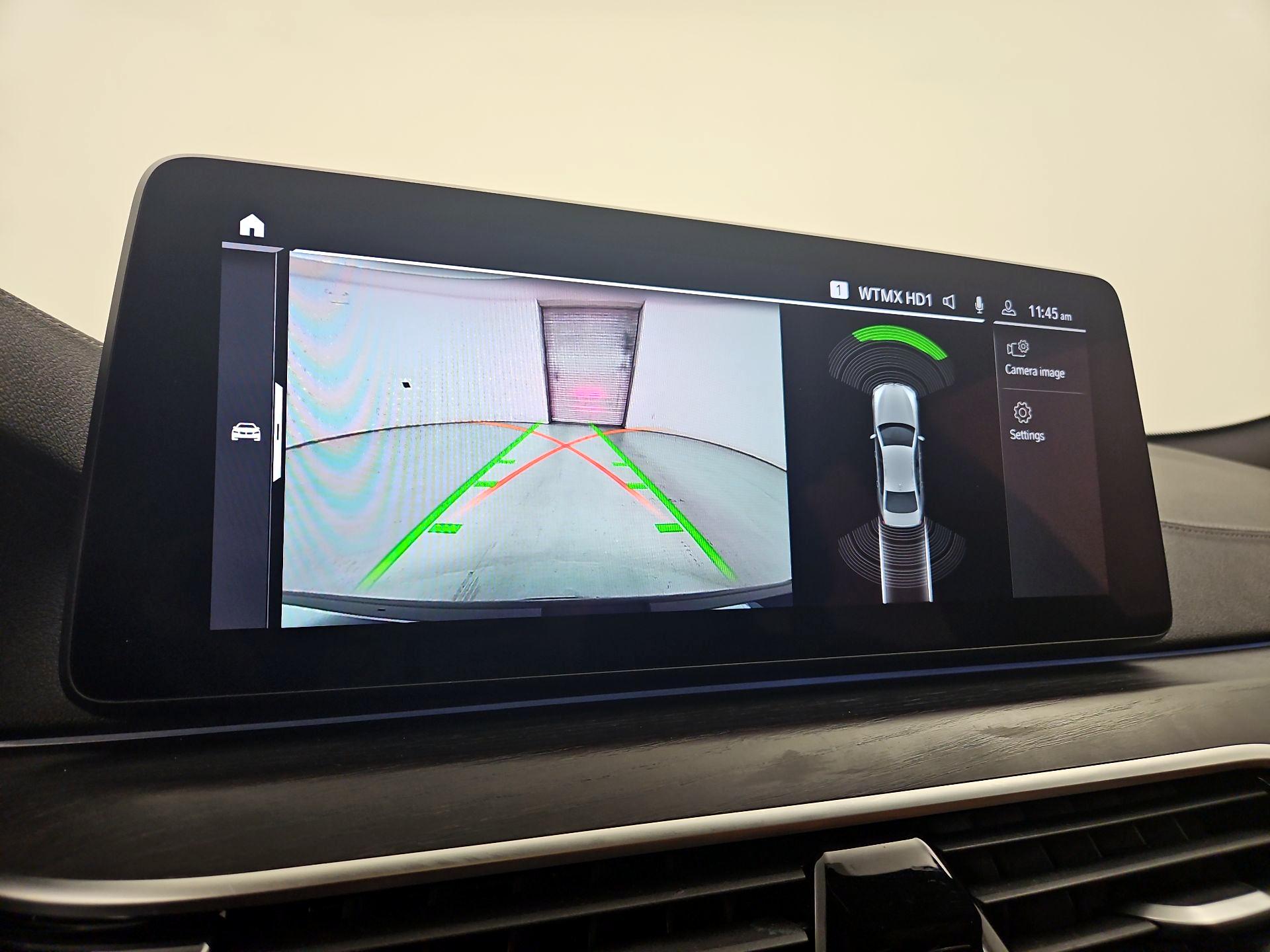 Thumbnail: 2023 BMW 5 Series - 15