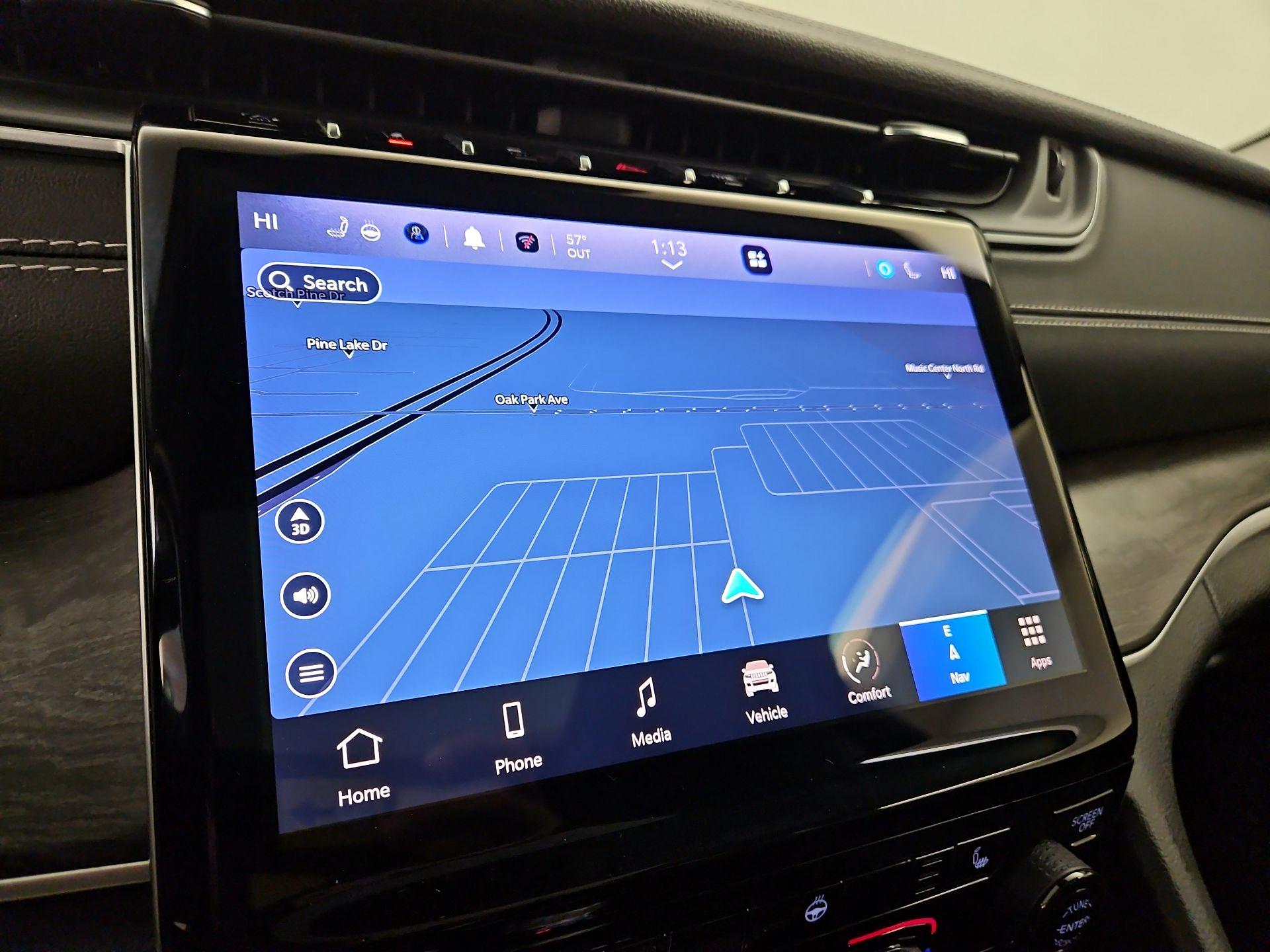 Thumbnail: 2022 Jeep Grand Cherokee - 14