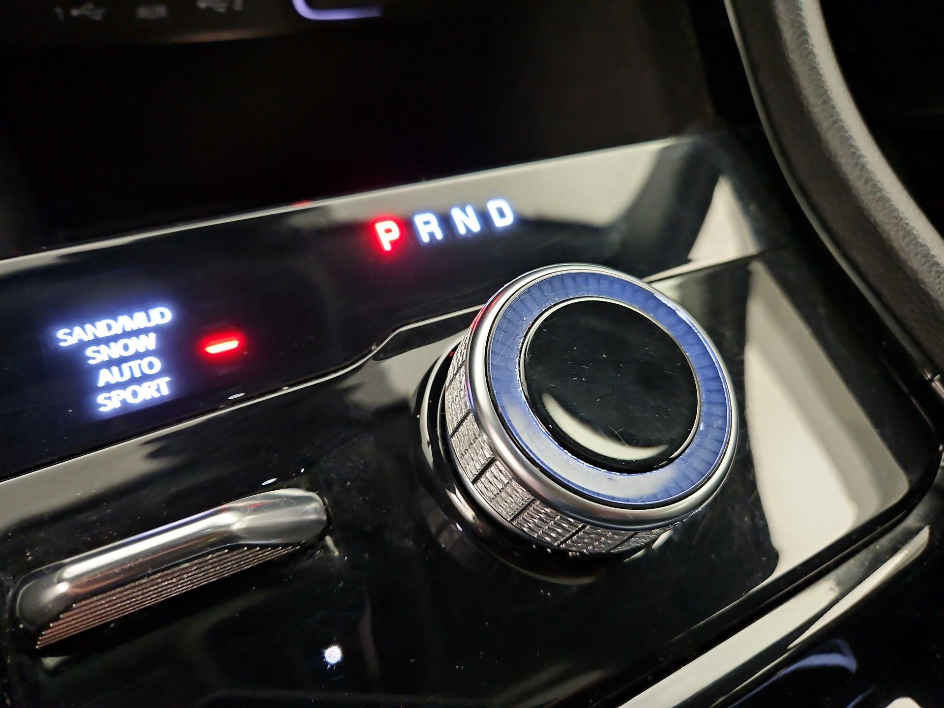 Thumbnail: 2022 Jeep Grand Cherokee - 18