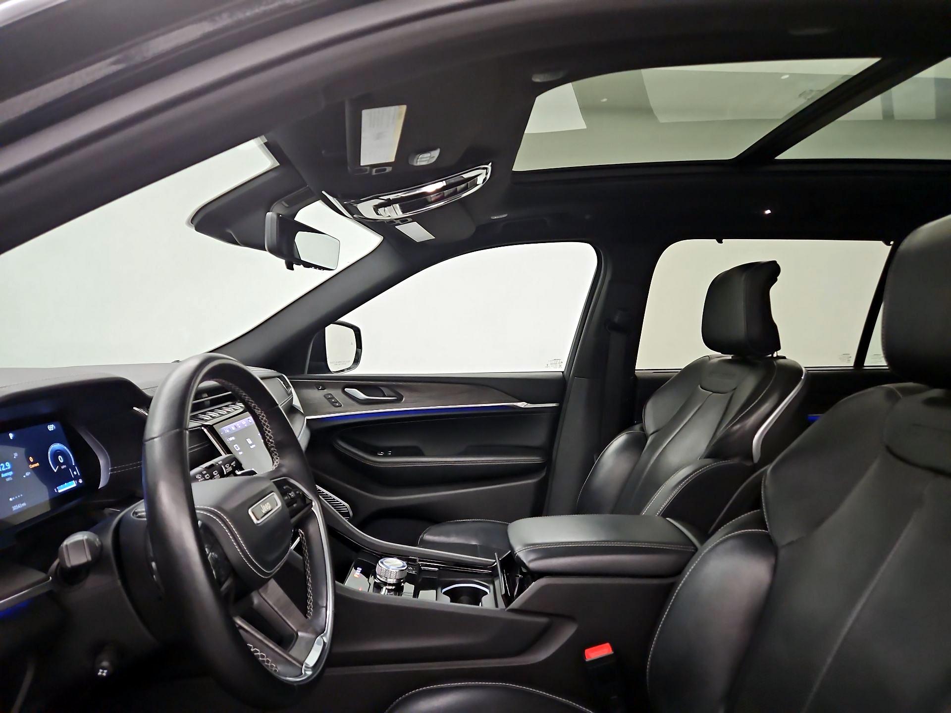 Thumbnail: 2021 Jeep Grand Cherokee L - 20