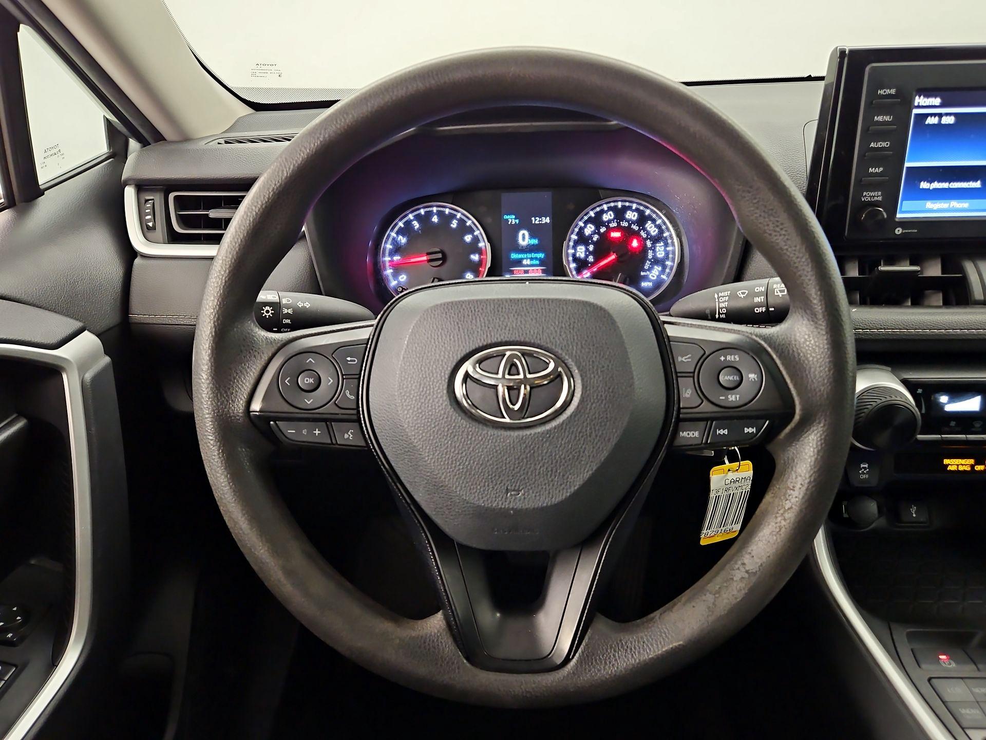 Thumbnail: 2021 Toyota RAV4 - 10