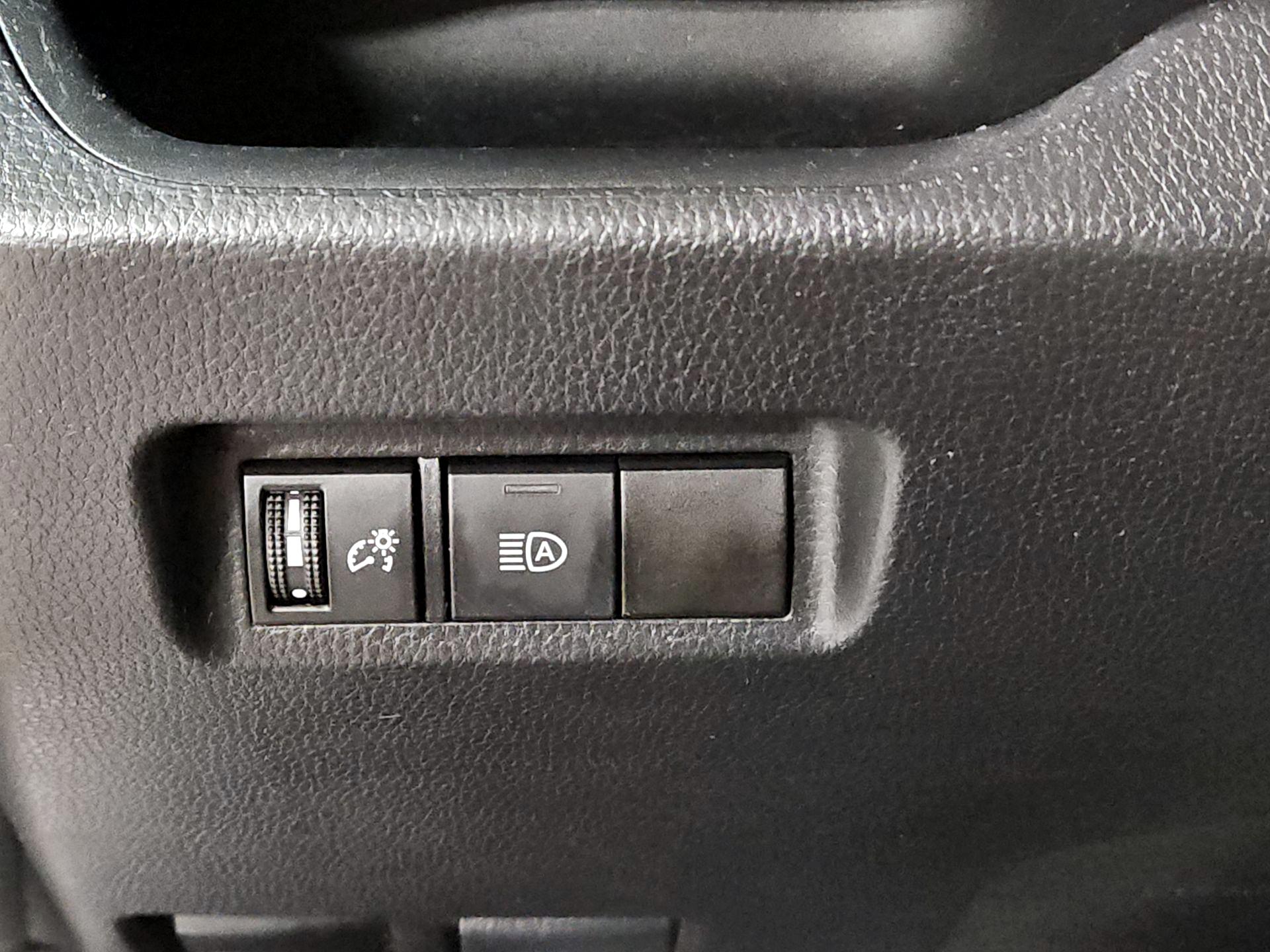 Thumbnail: 2021 Toyota RAV4 - 13