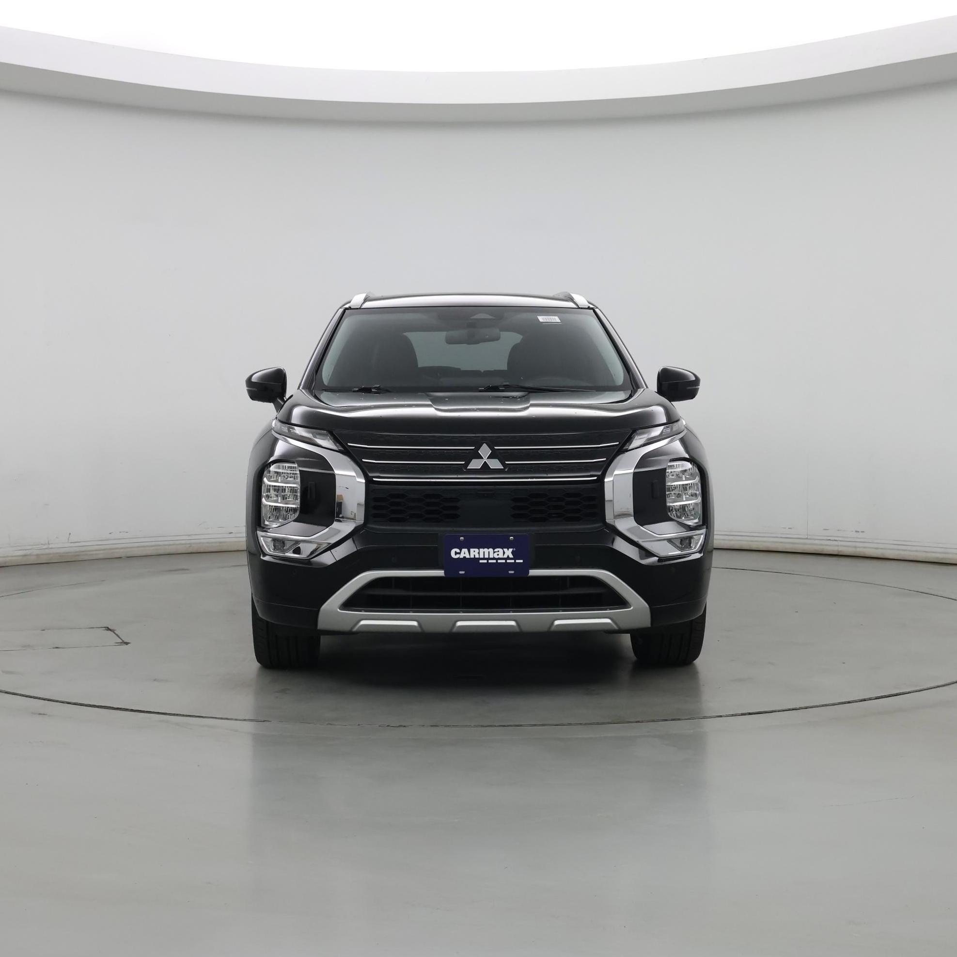 Thumbnail: 2023 Mitsubishi Outlander - 5