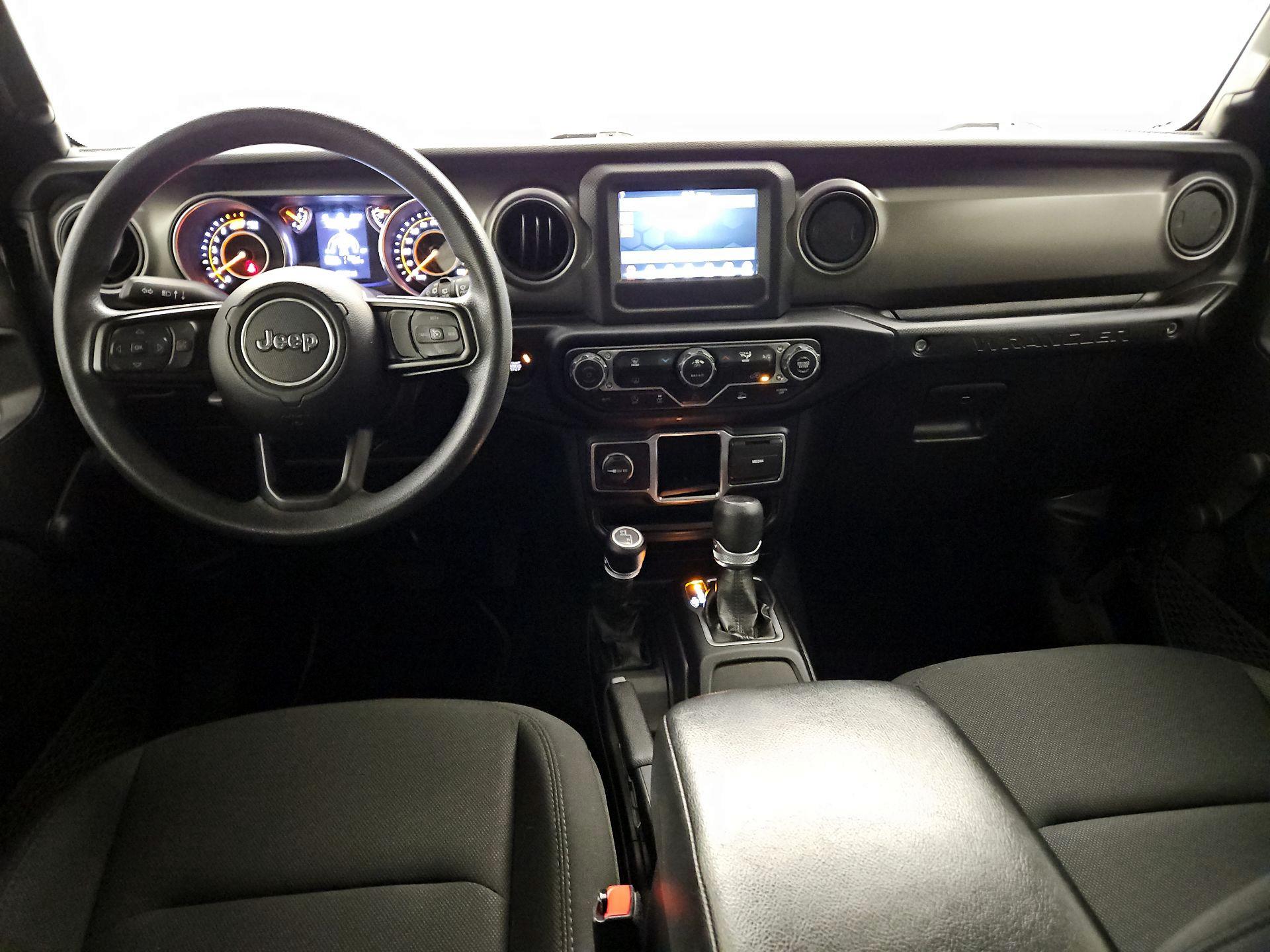 Thumbnail: 2023 Jeep Wrangler - 9