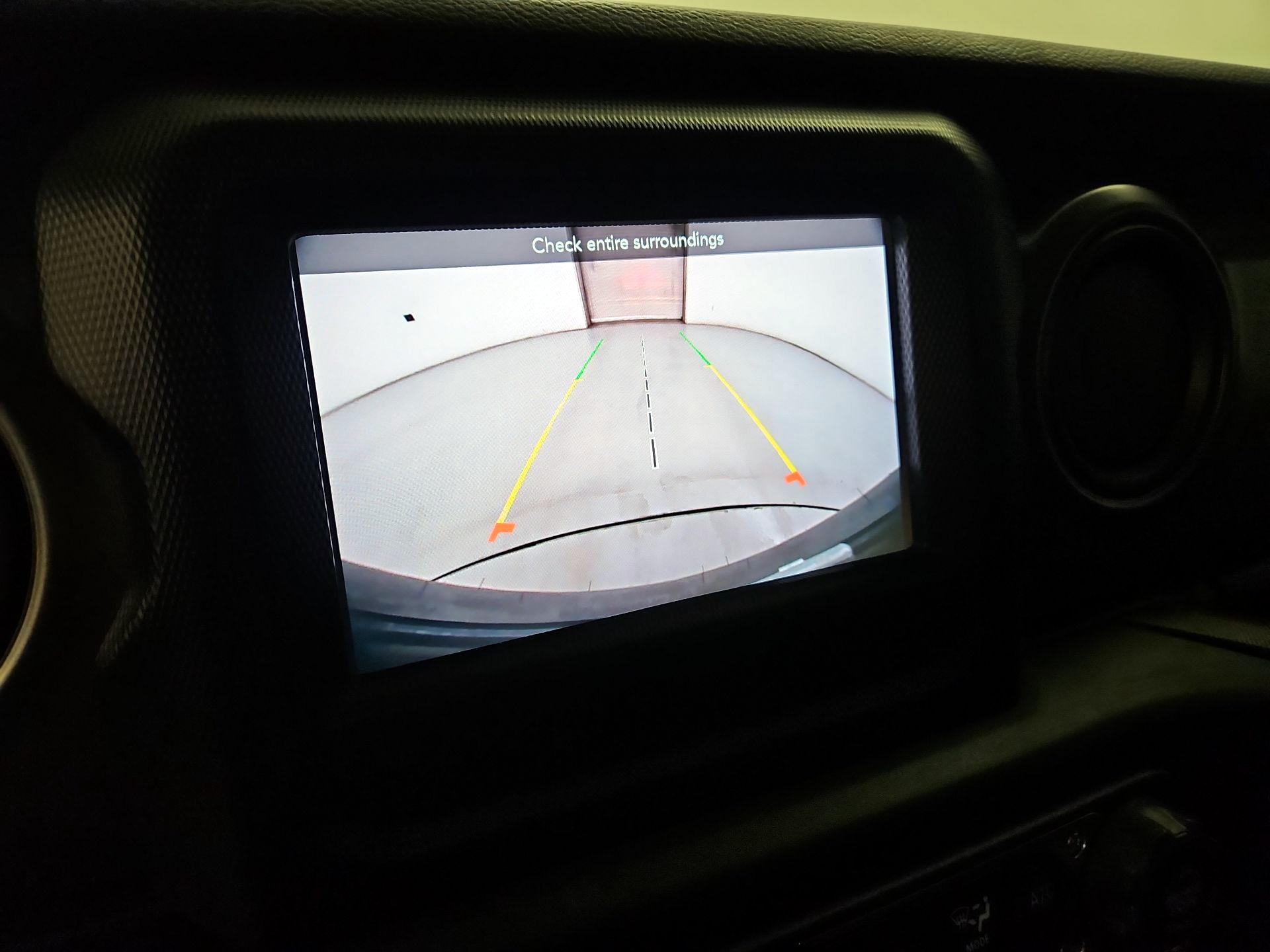 Thumbnail: 2023 Jeep Wrangler - 14