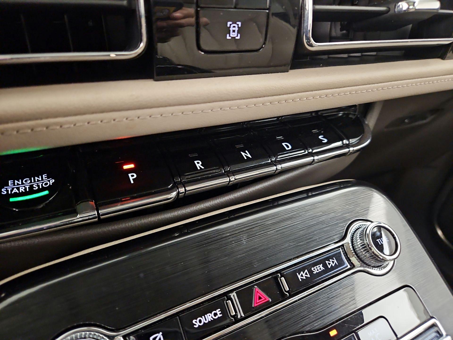 Thumbnail: 2021 Lincoln Nautilus - 18