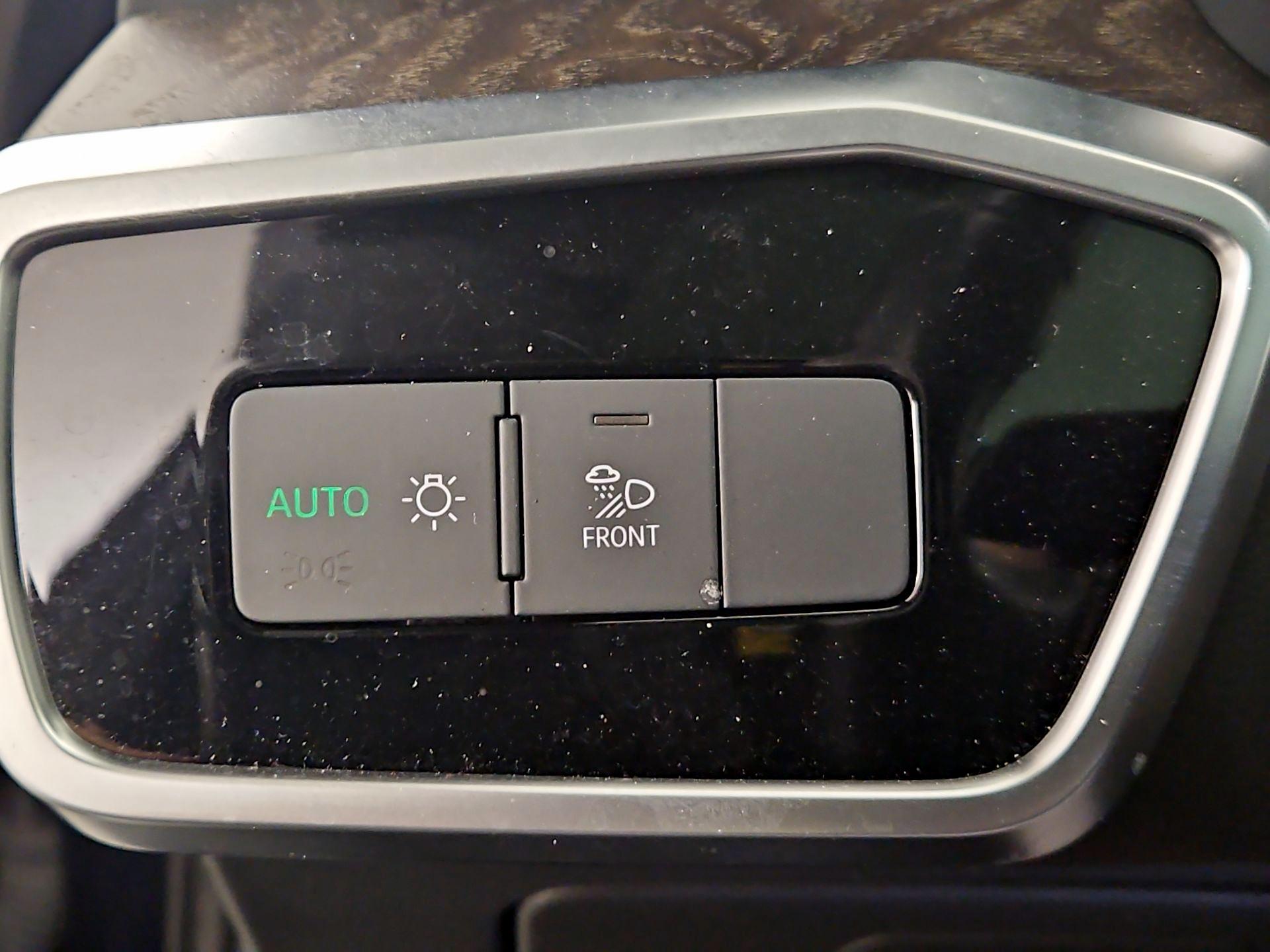 Thumbnail: 2021 Audi A6 - 13