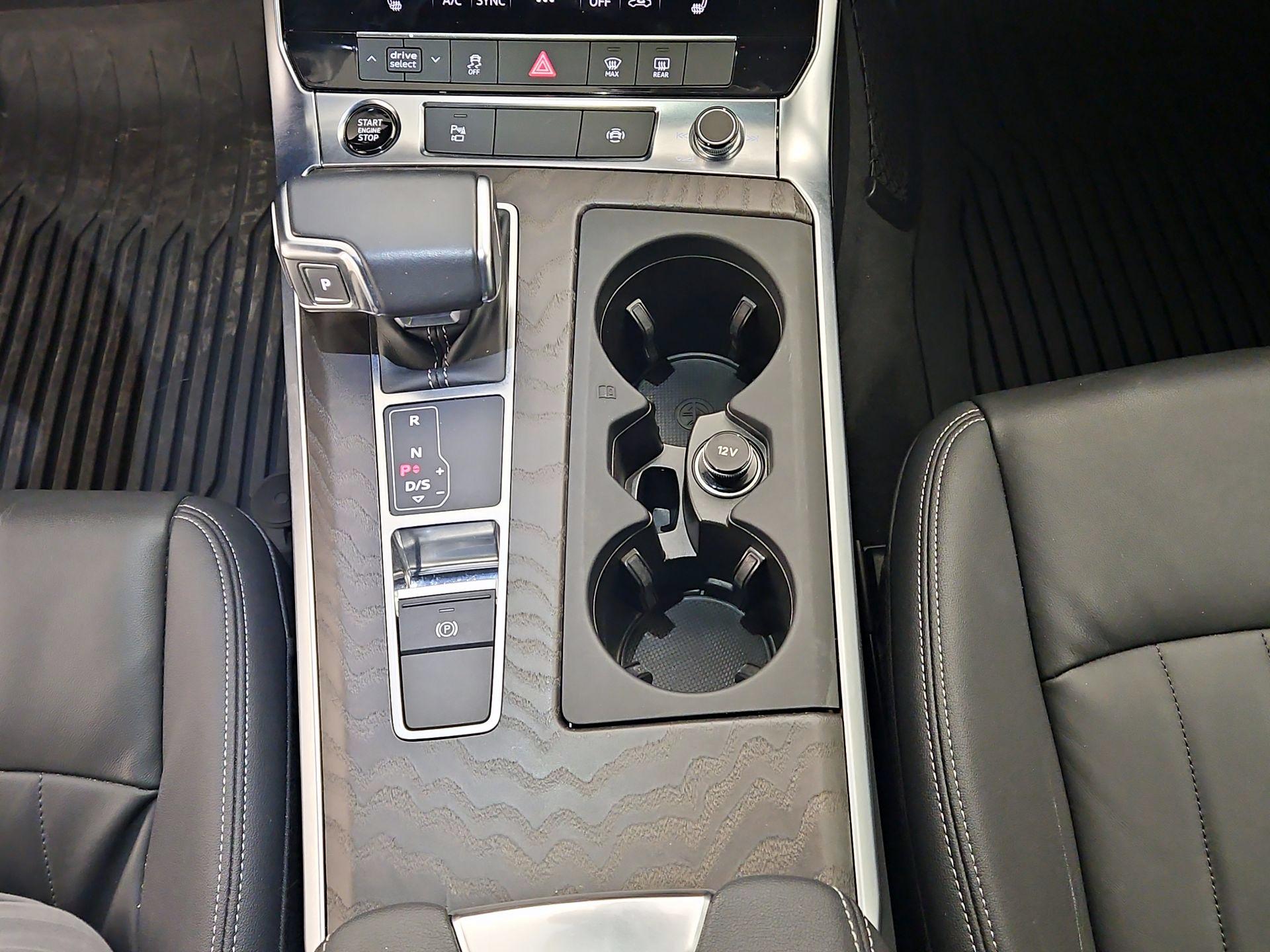 Thumbnail: 2021 Audi A6 - 18