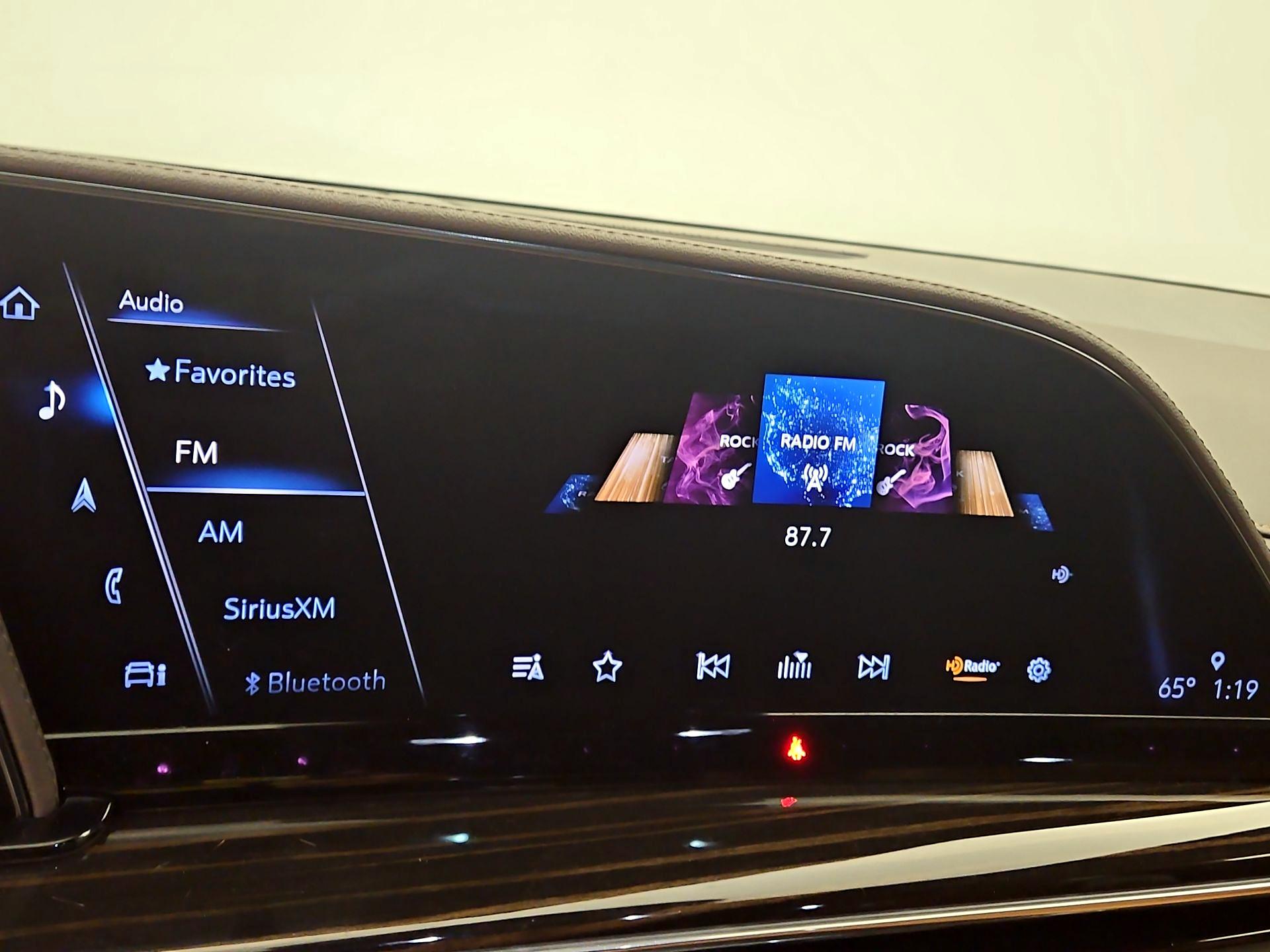 Thumbnail: 2024 Cadillac Escalade - 16