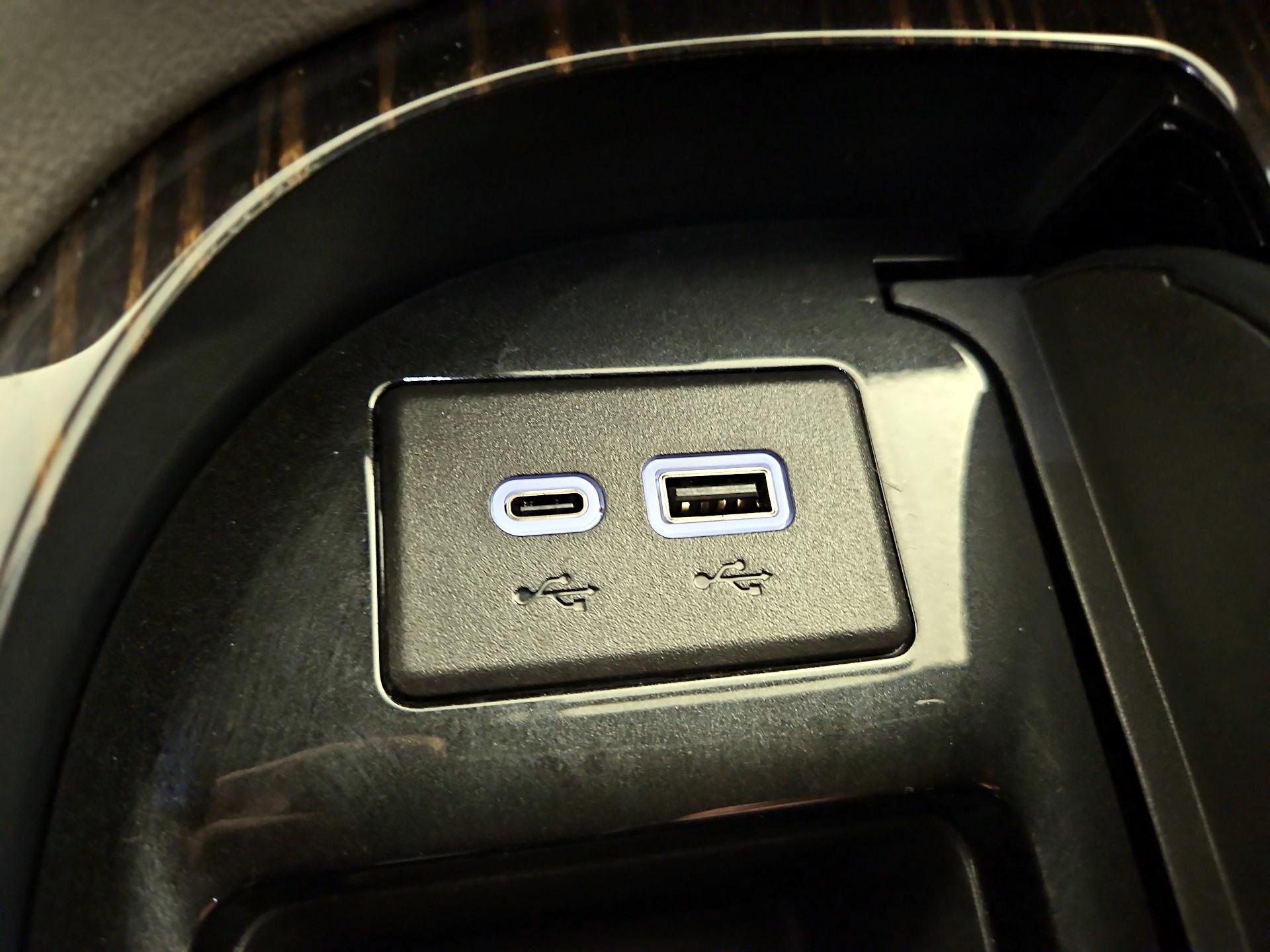 Thumbnail: 2024 Cadillac Escalade - 19