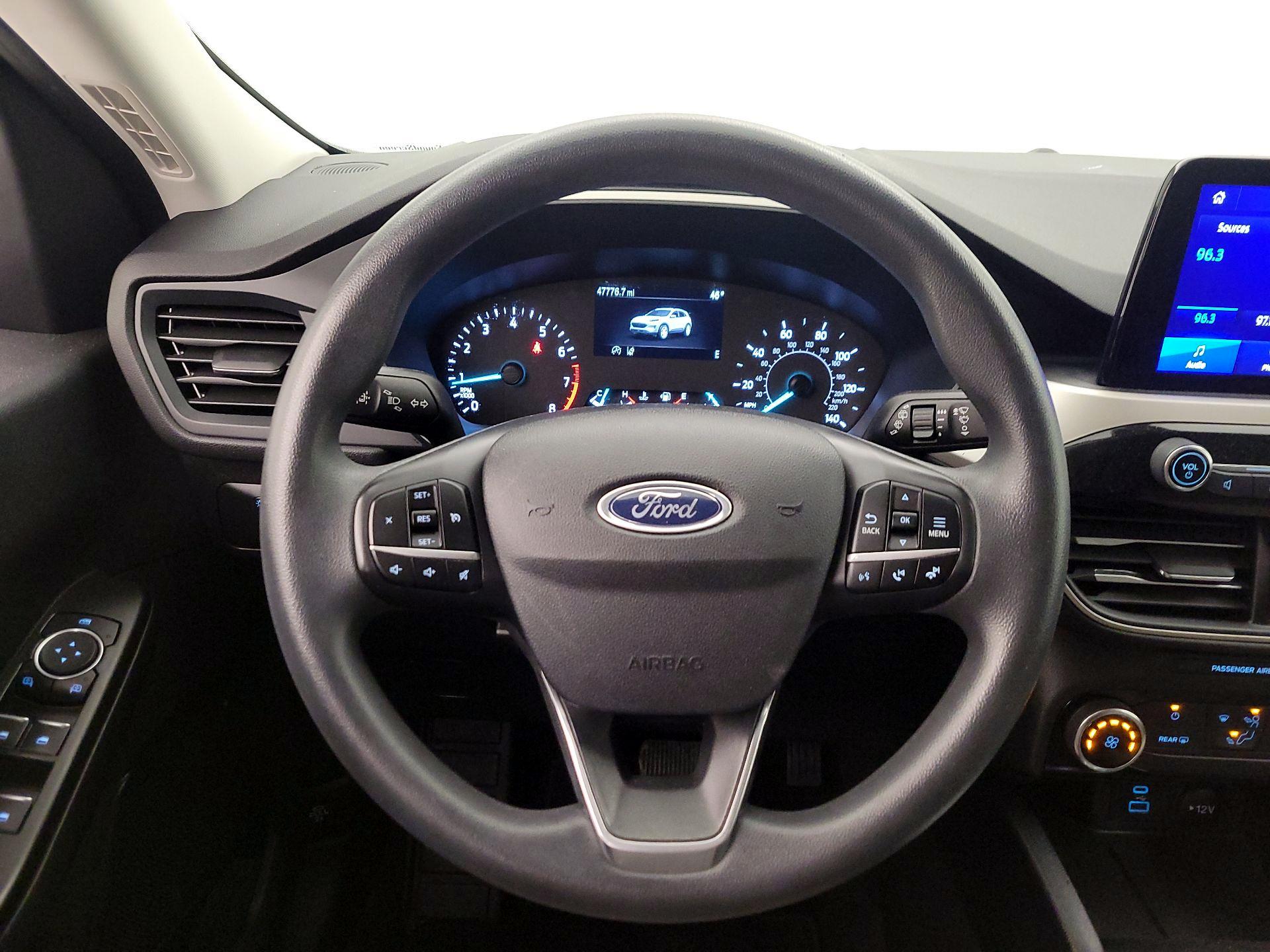 Thumbnail: 2022 Ford Escape - 10