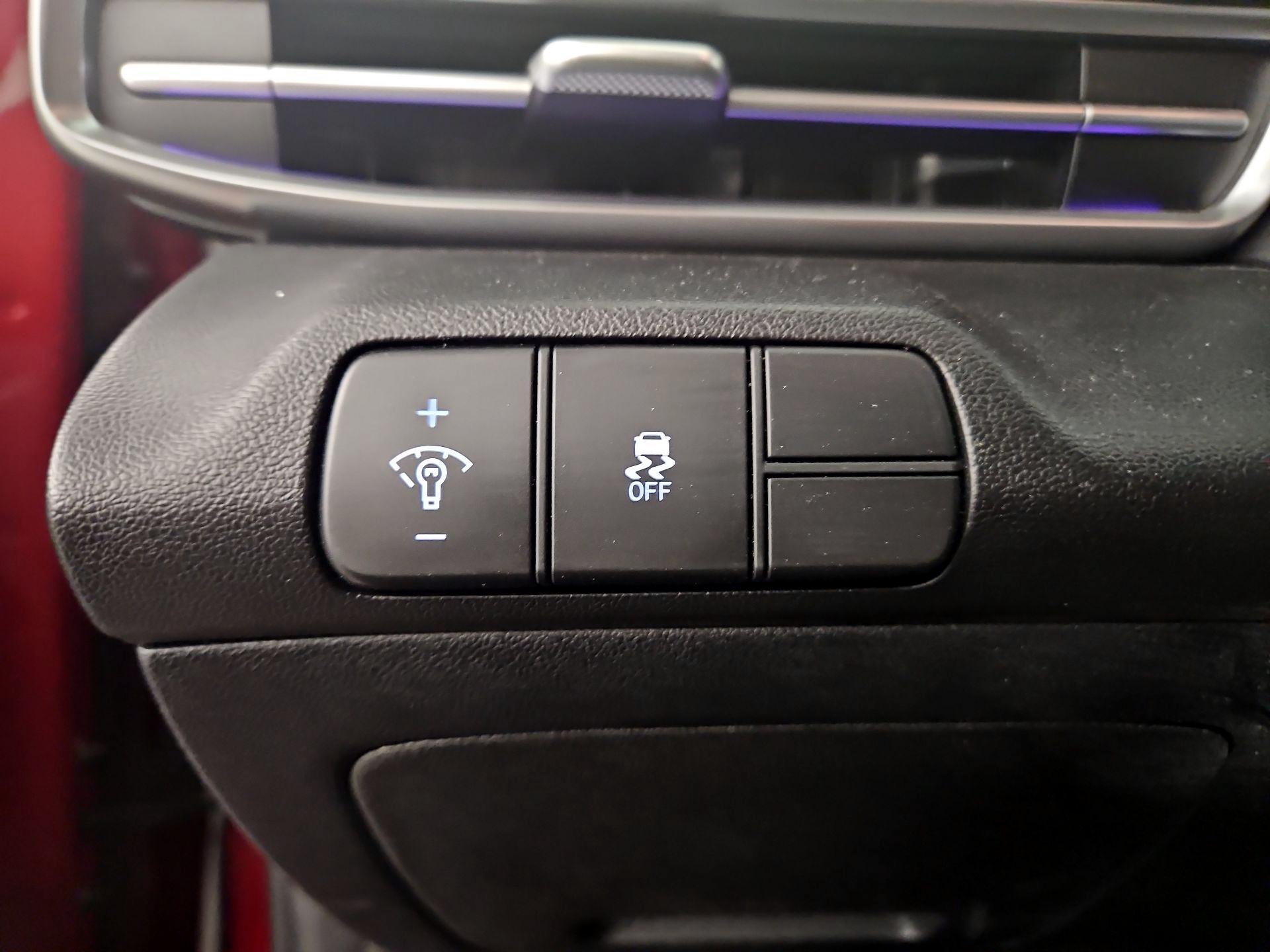 Thumbnail: 2024 Hyundai Elantra - 13