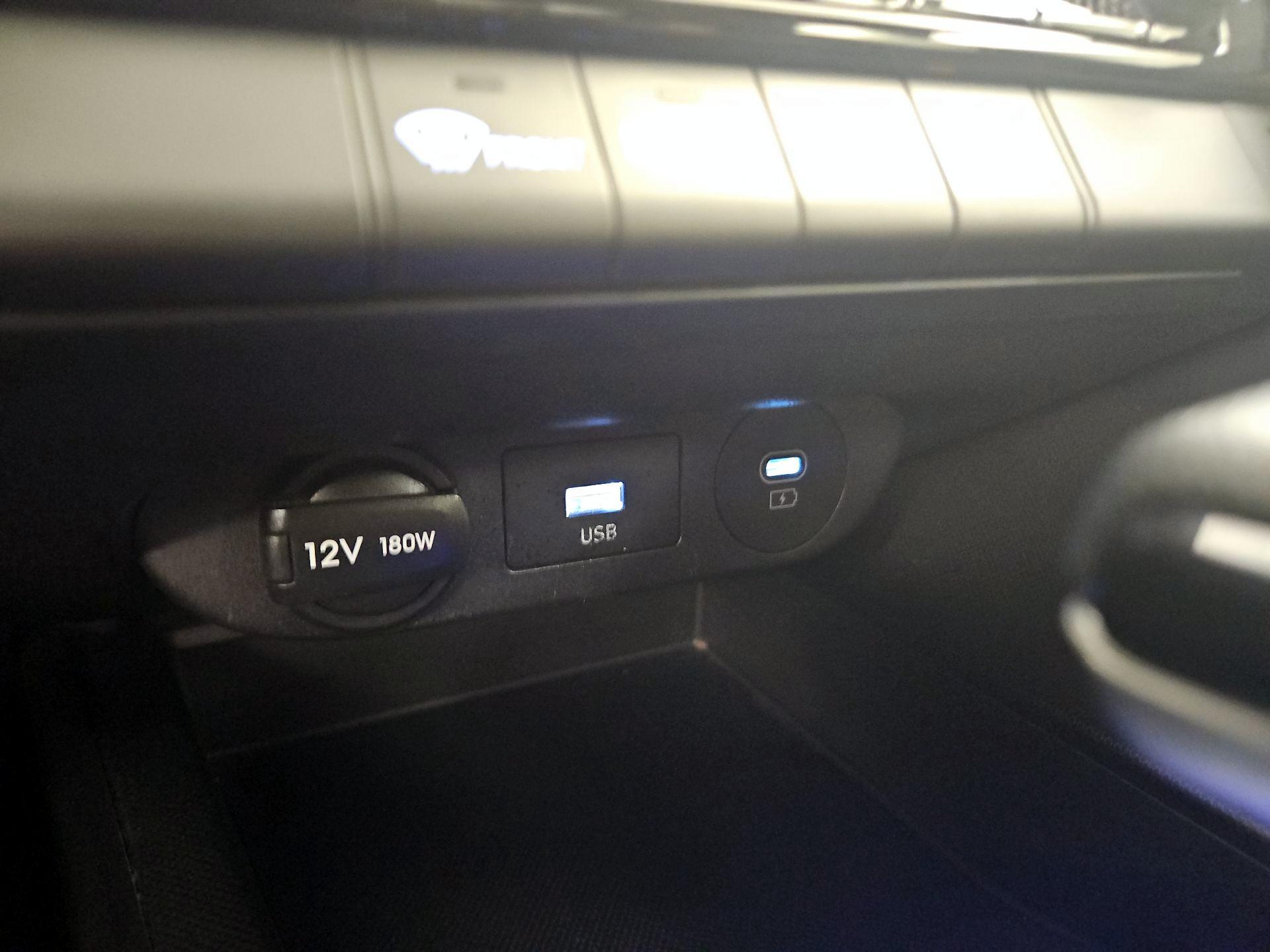 Thumbnail: 2024 Hyundai Elantra - 19