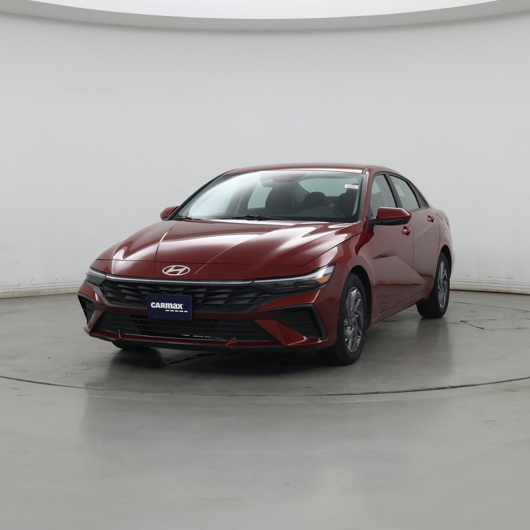 Thumbnail: 2024 Hyundai Elantra - 4