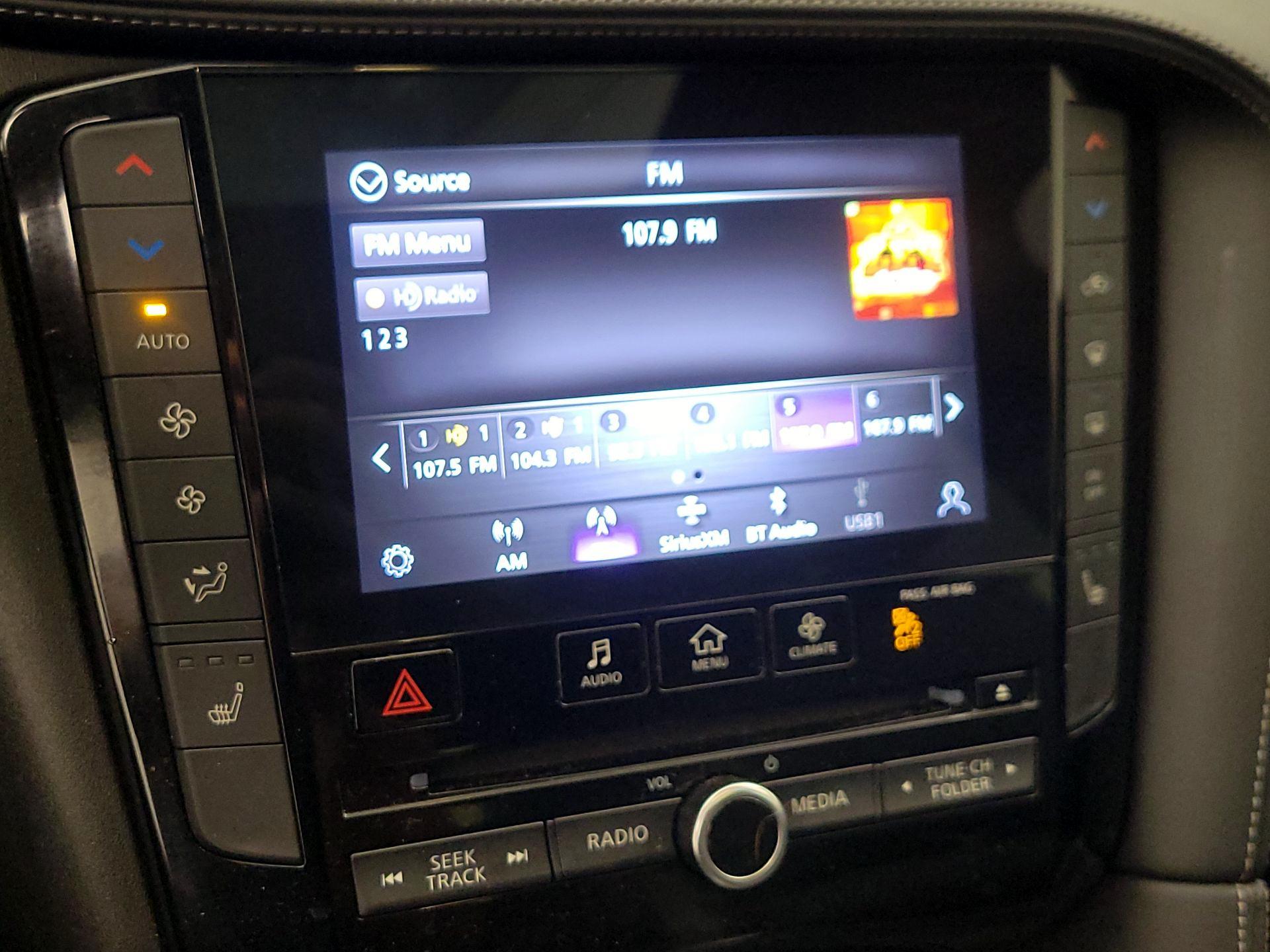 Thumbnail: 2023 INFINITI QX55 - 16