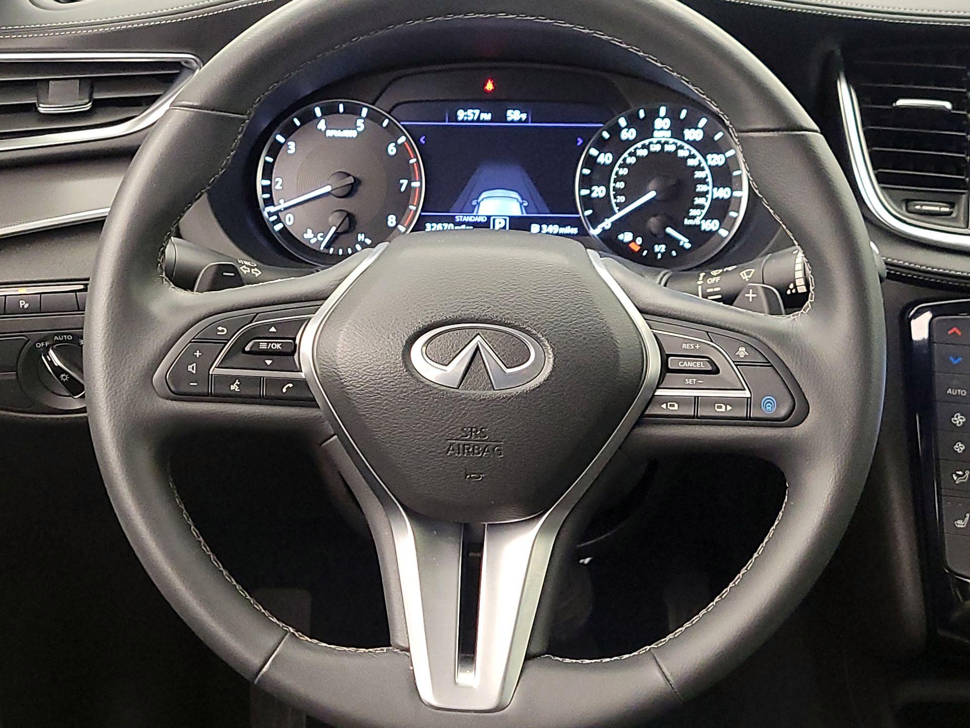 Thumbnail: 2023 INFINITI QX50 - 10