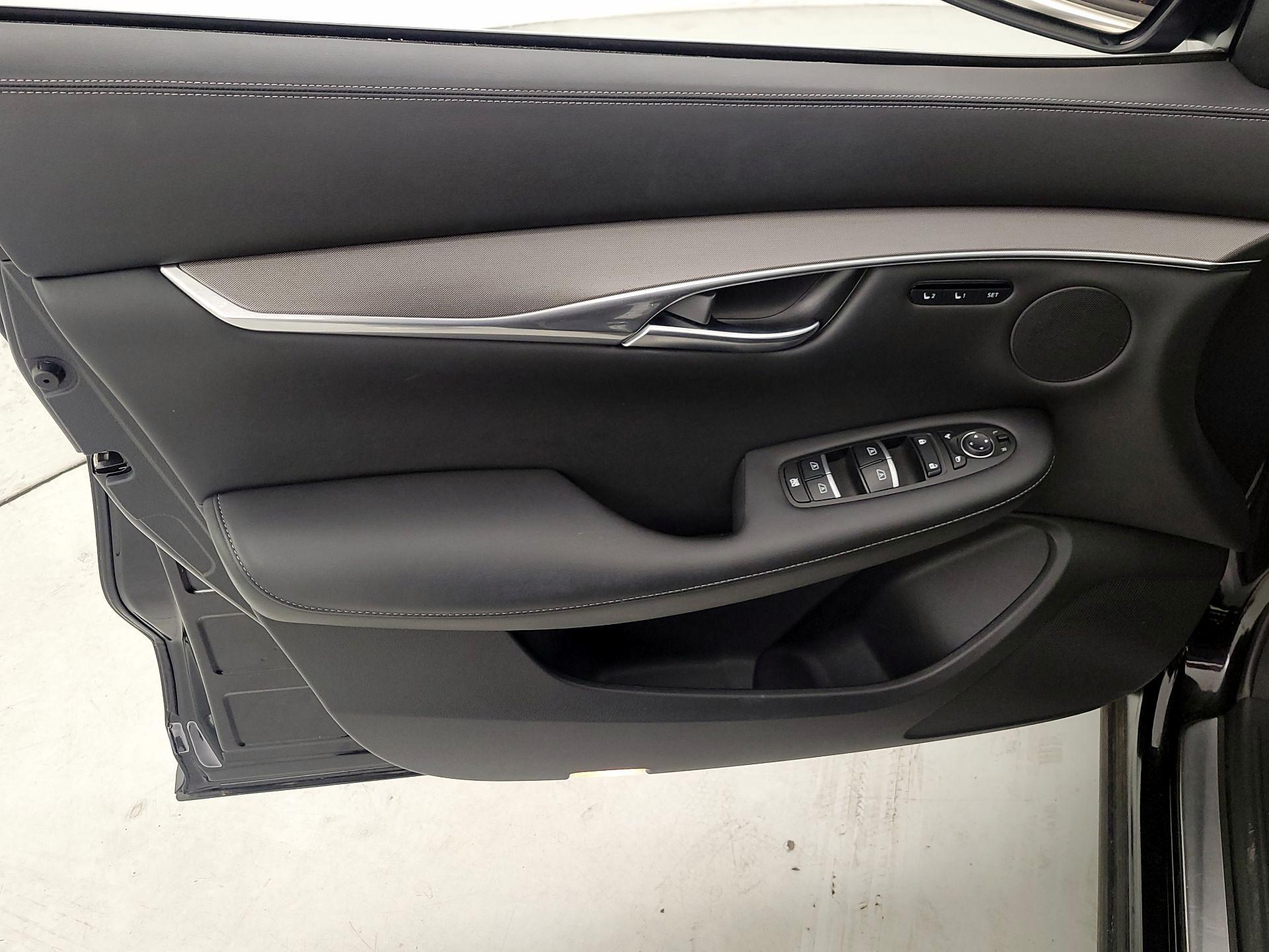 Thumbnail: 2023 INFINITI QX50 - 12