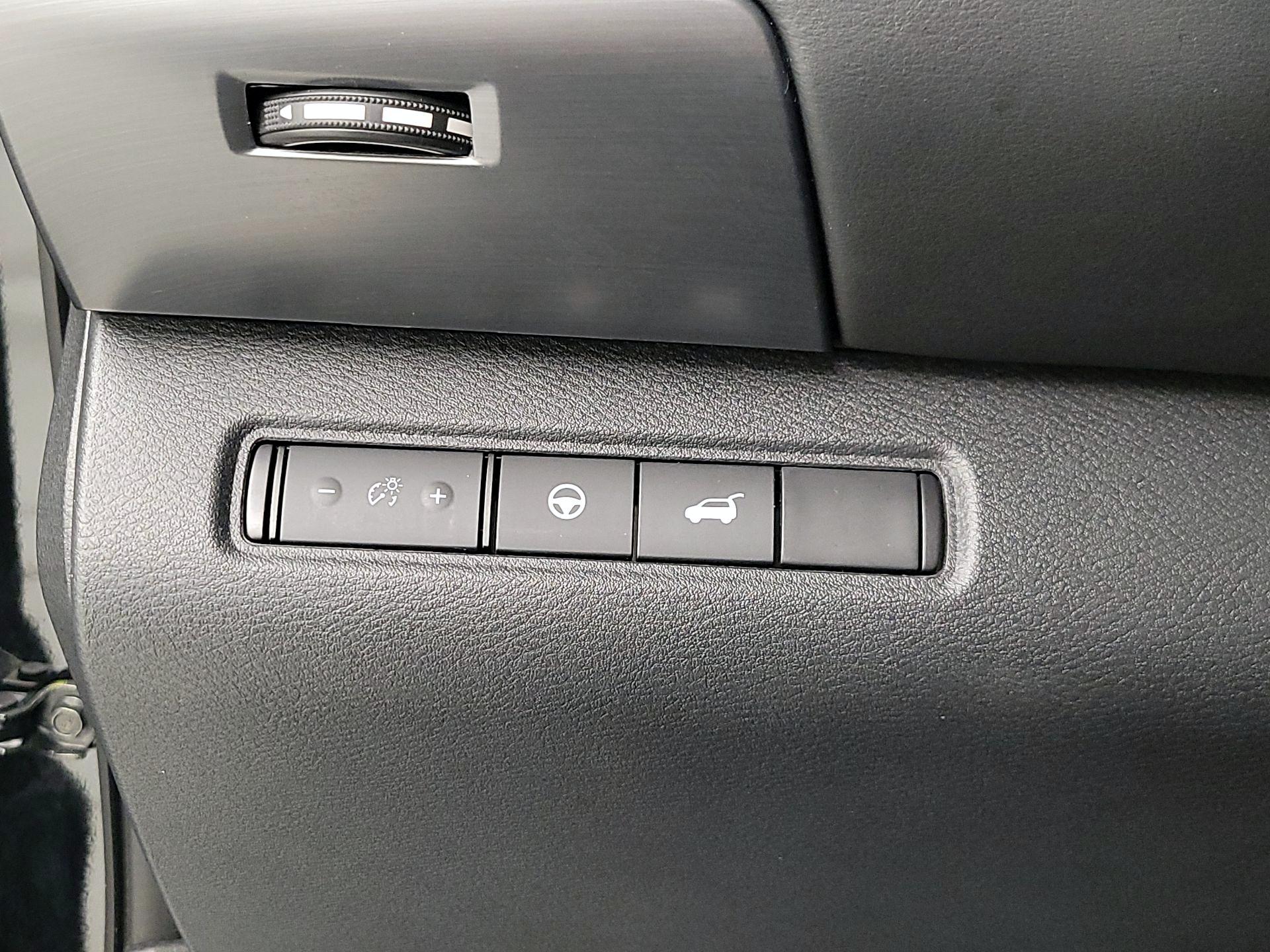 Thumbnail: 2023 Nissan Pathfinder - 13