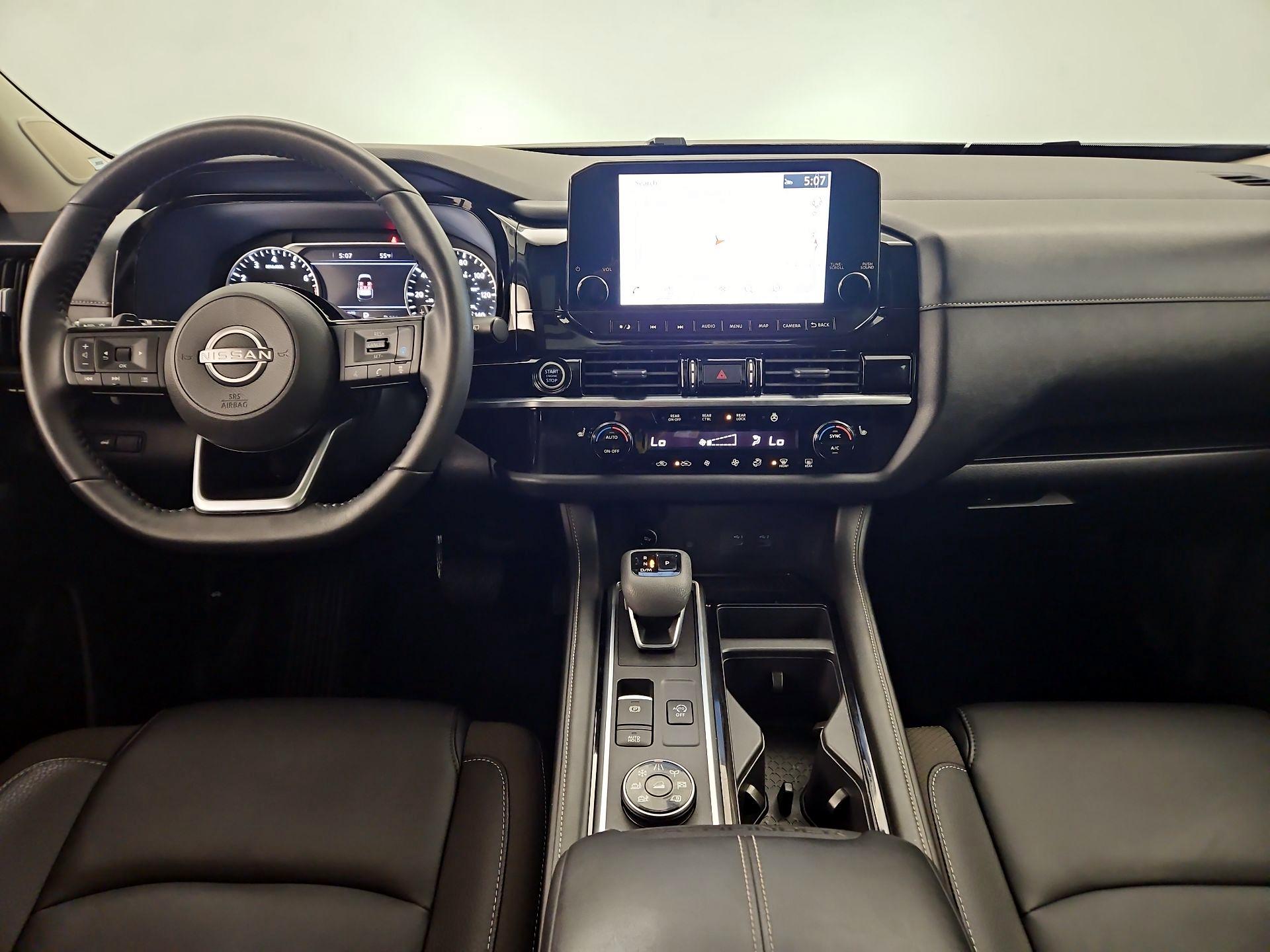 Thumbnail: 2023 Nissan Pathfinder - 9