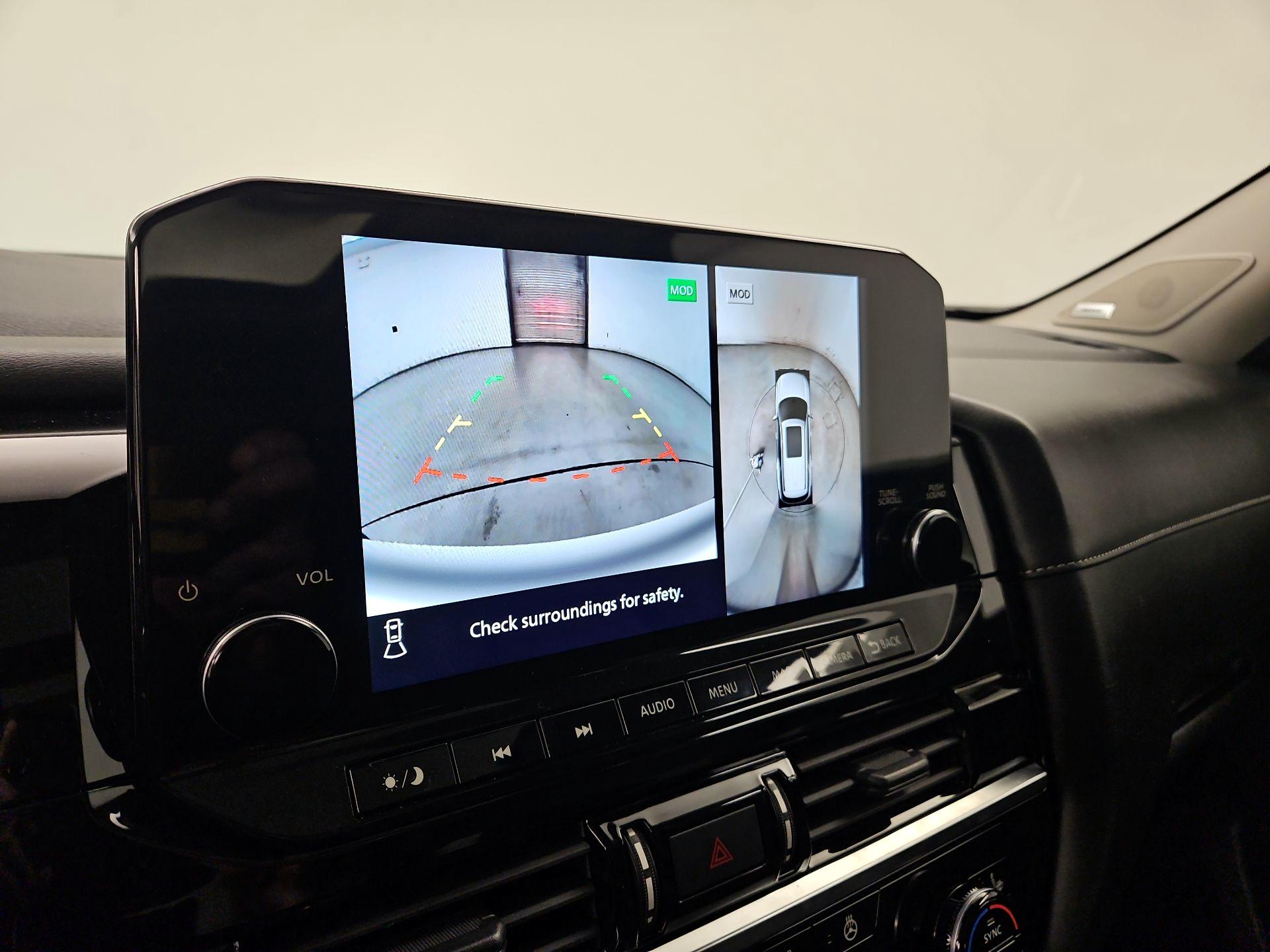 Thumbnail: 2023 Nissan Pathfinder - 15