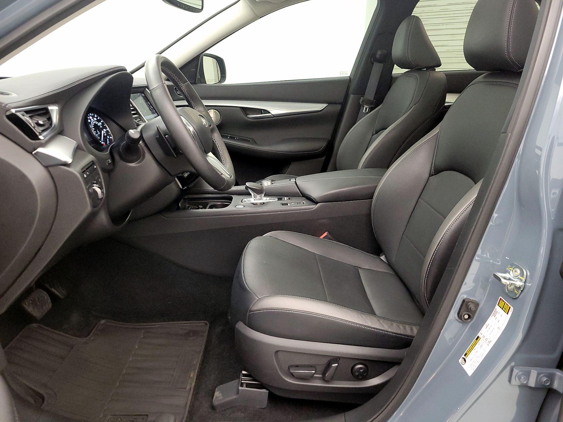 Thumbnail: 2022 INFINITI QX50 - 11