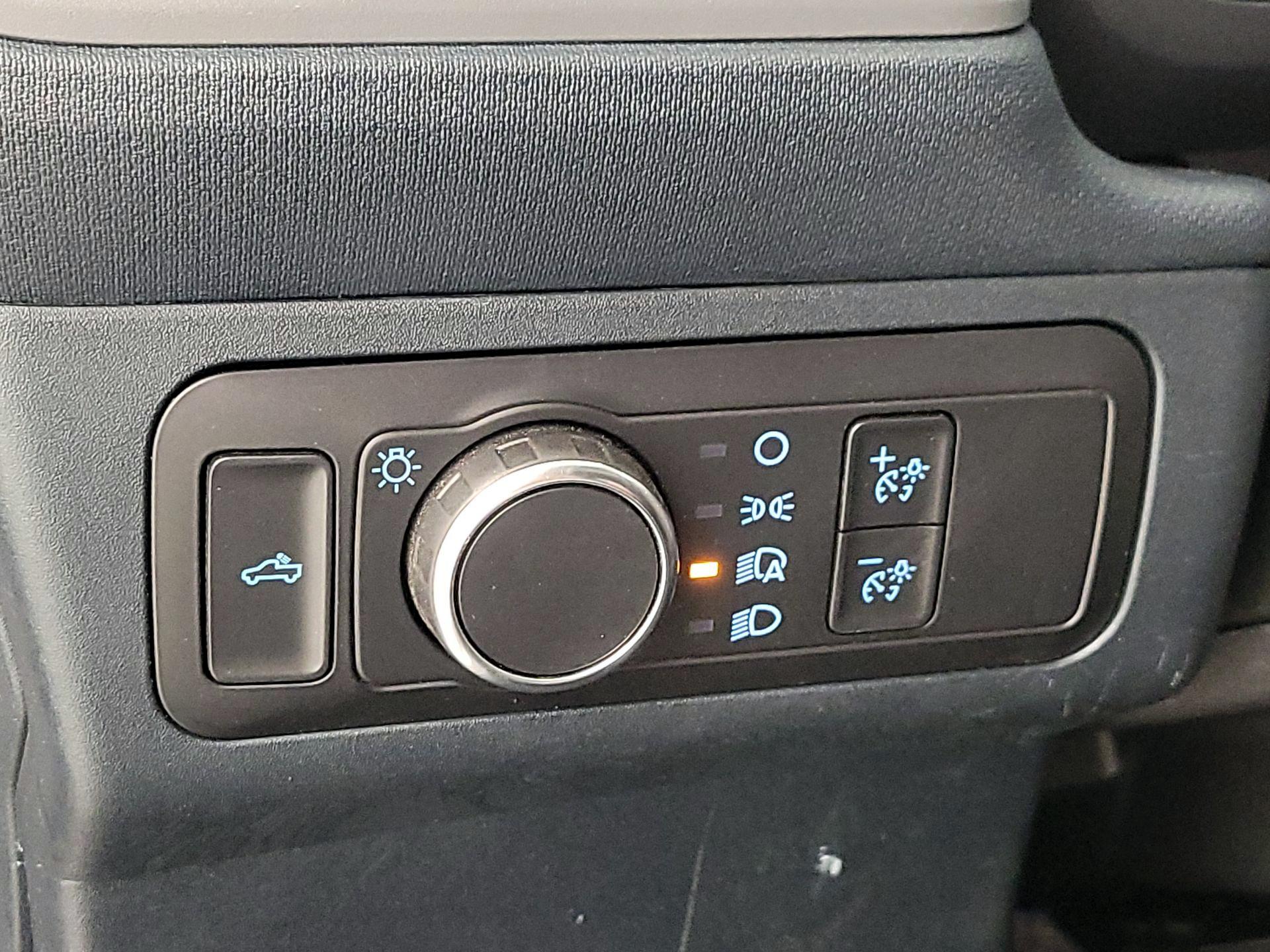 Thumbnail: 2022 Ford Maverick - 13