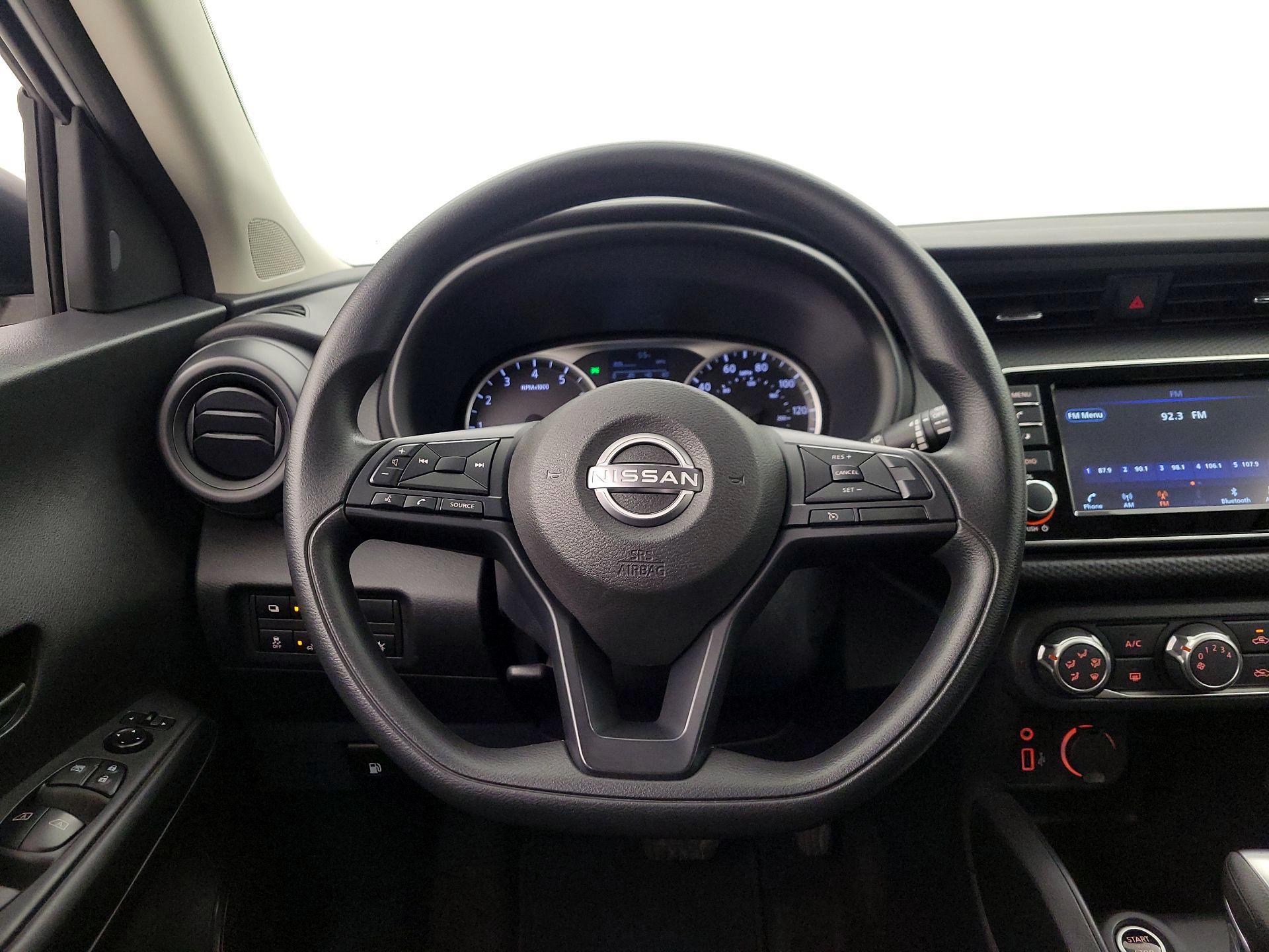 Thumbnail: 2023 Nissan Kicks - 10