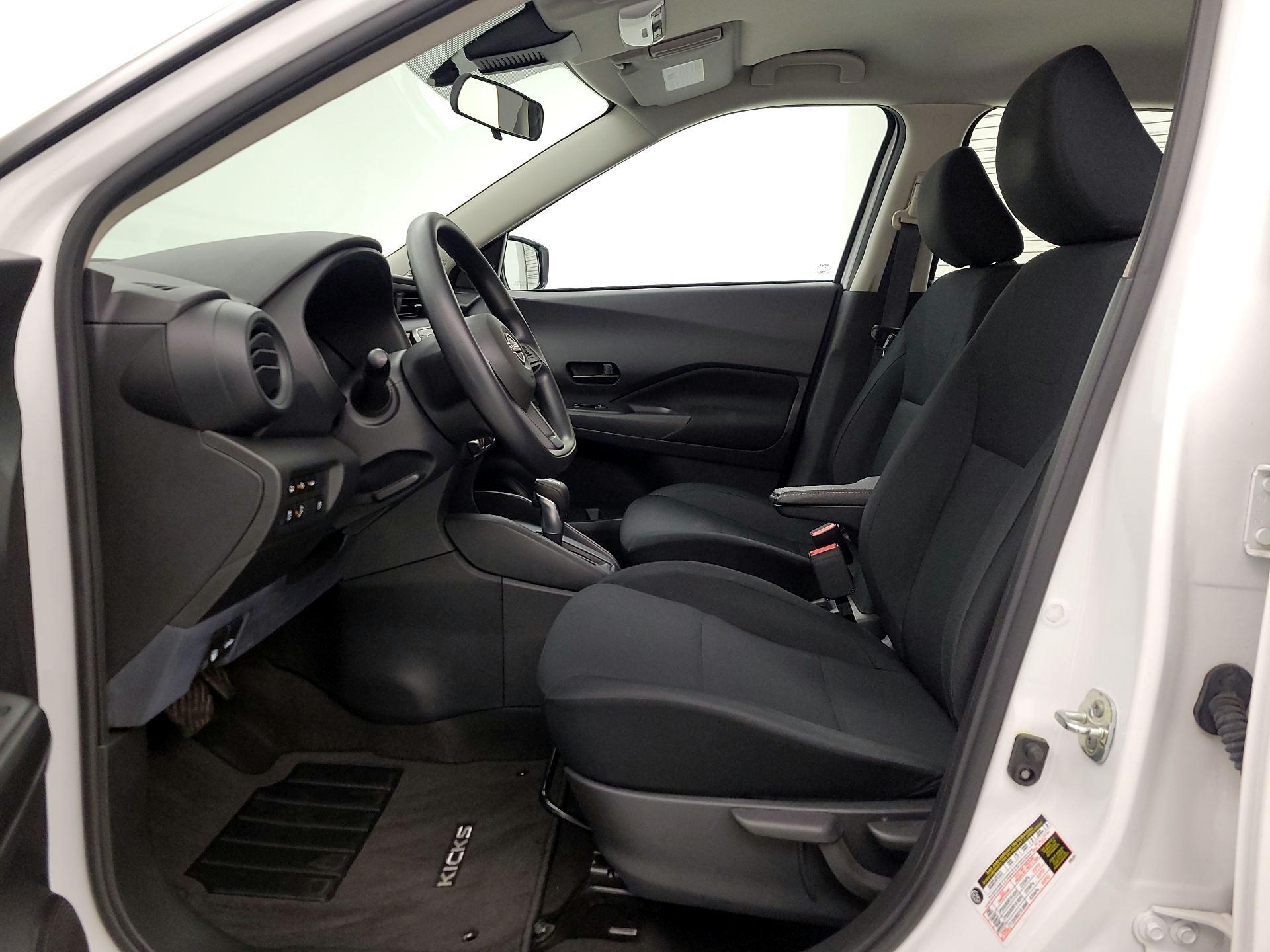 Thumbnail: 2023 Nissan Kicks - 11