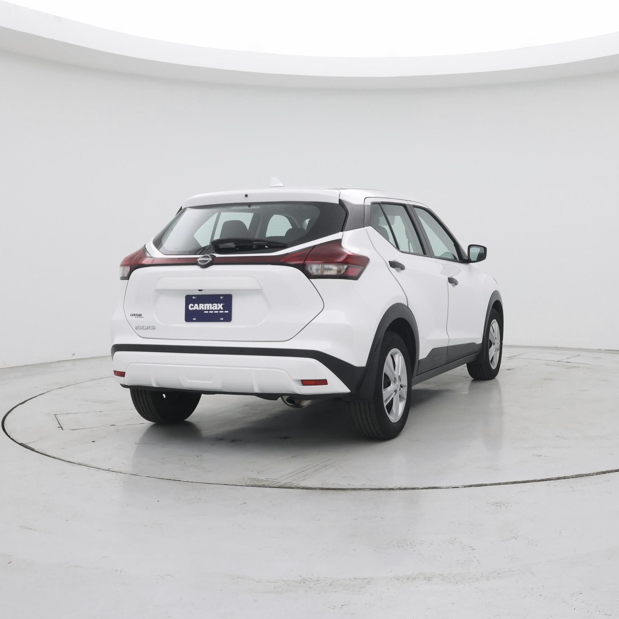 Thumbnail: 2023 Nissan Kicks - 8