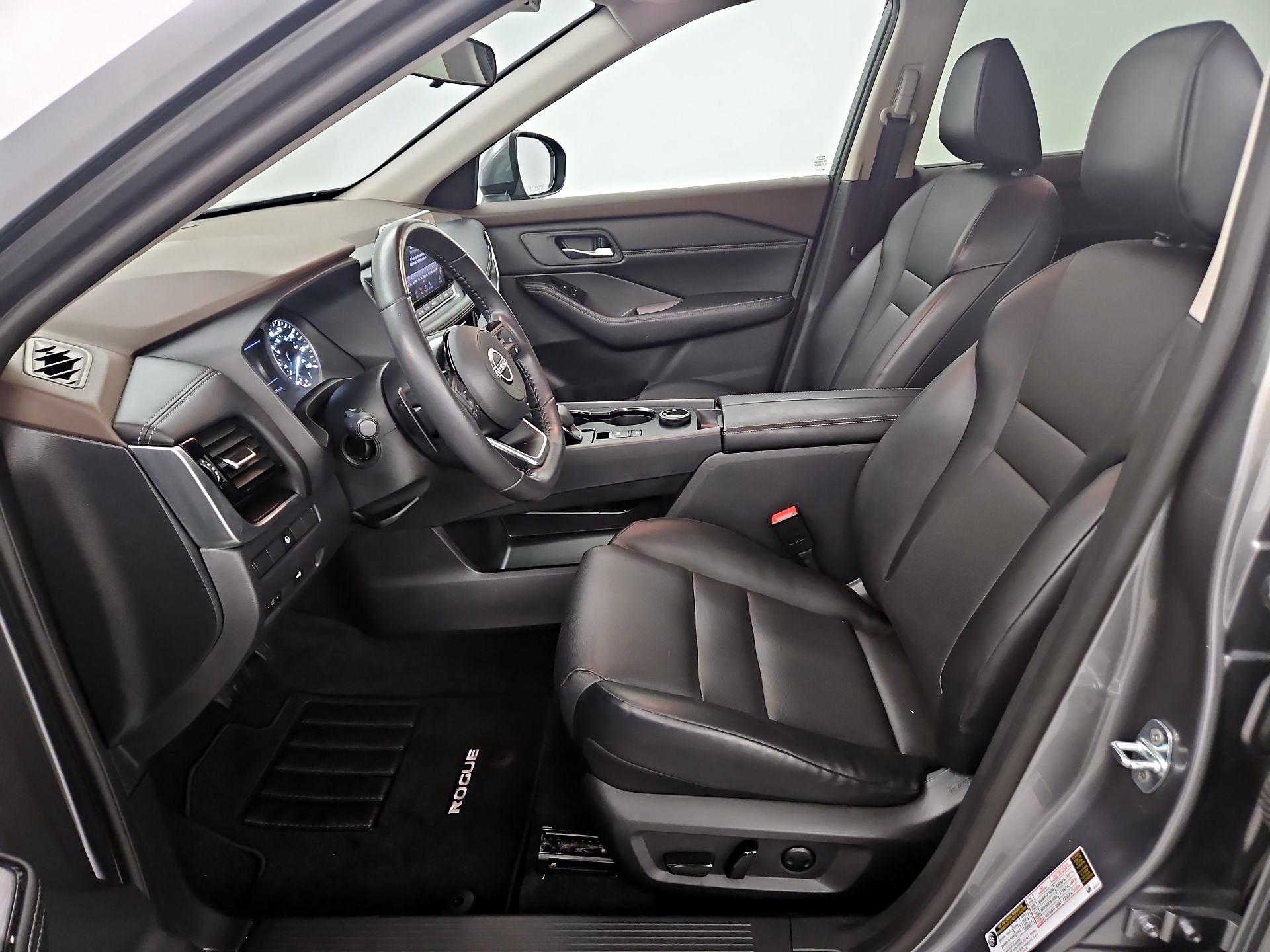 Thumbnail: 2023 Nissan Rogue - 11