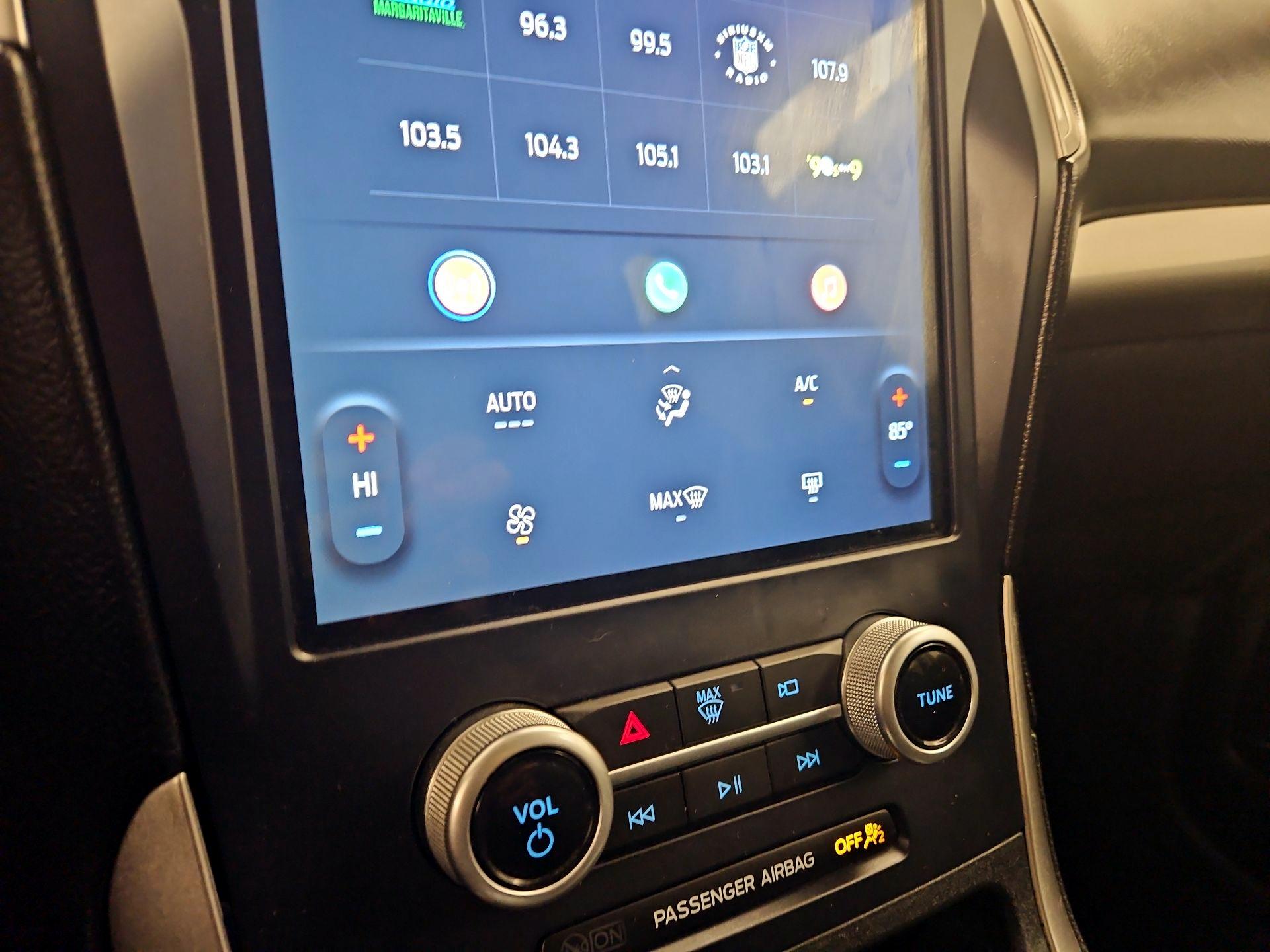 Thumbnail: 2022 Ford Edge - 16