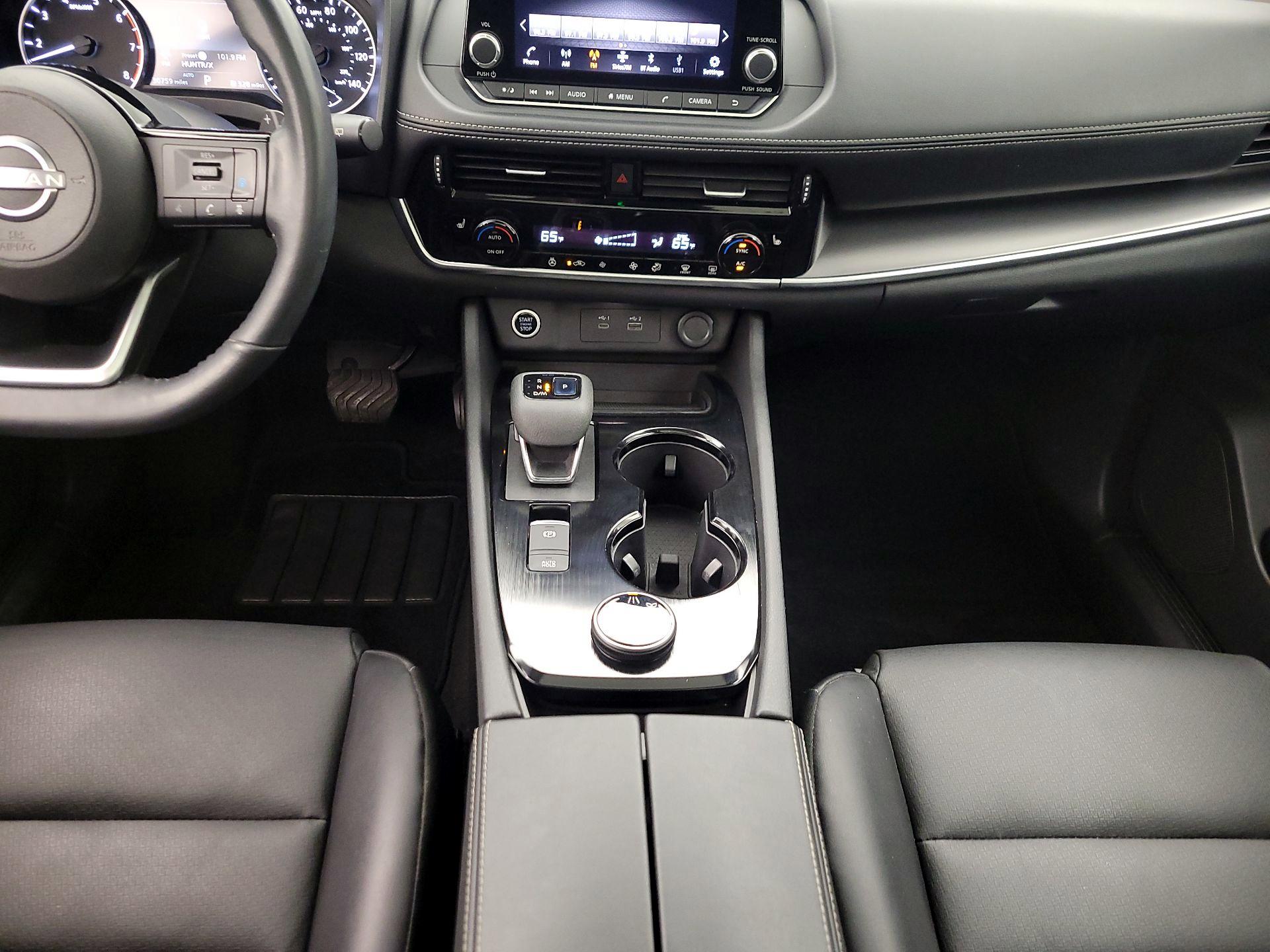 Thumbnail: 2022 Nissan Rogue - 17