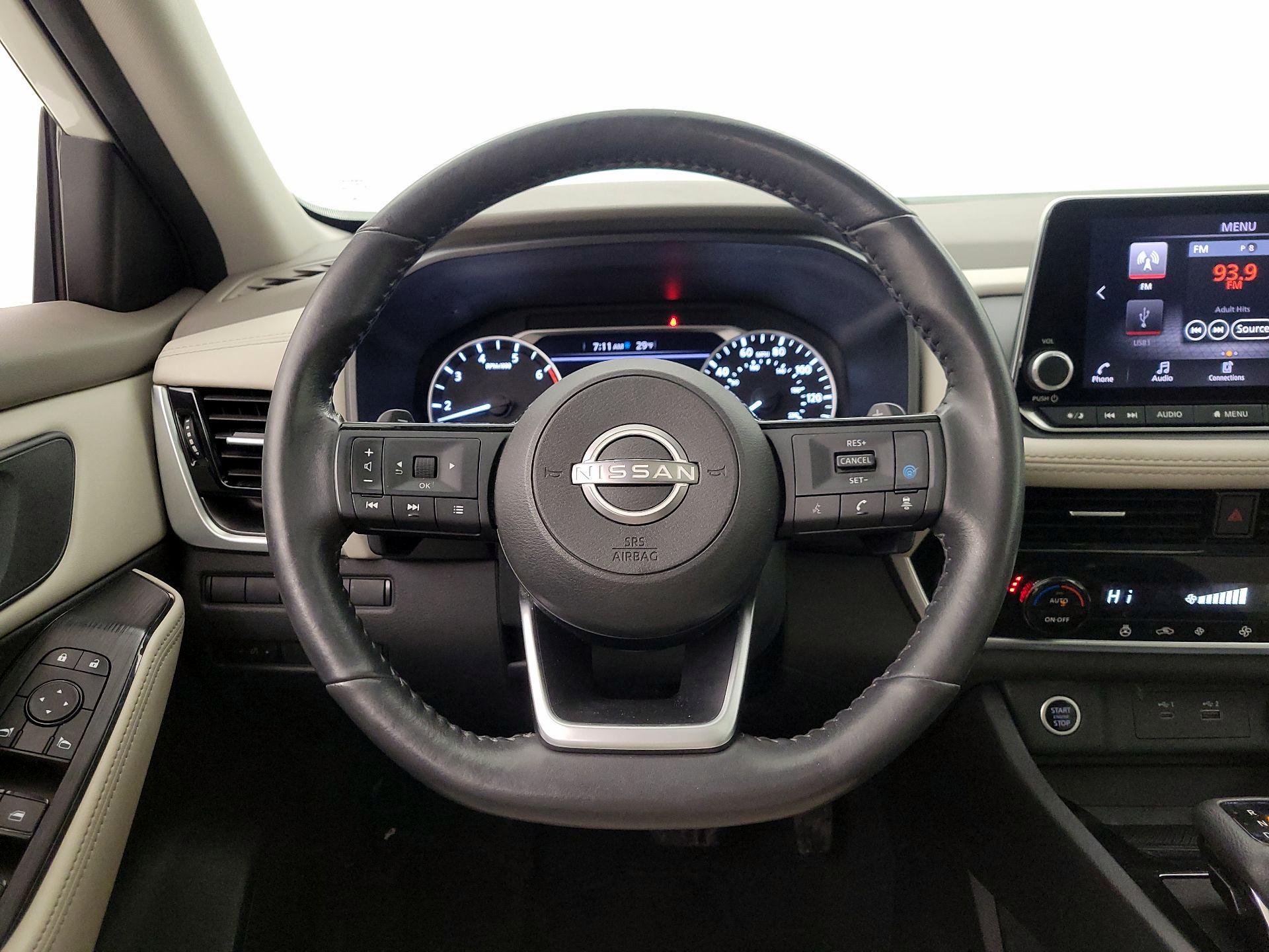 Thumbnail: 2023 Nissan Rogue - 10