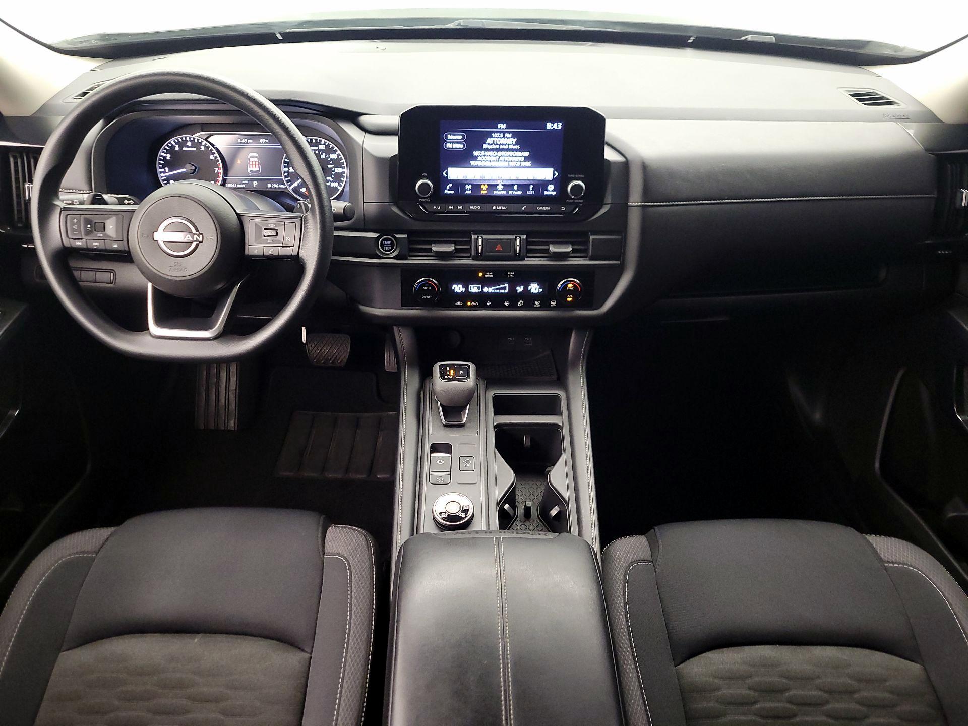 Thumbnail: 2023 Nissan Pathfinder - 9