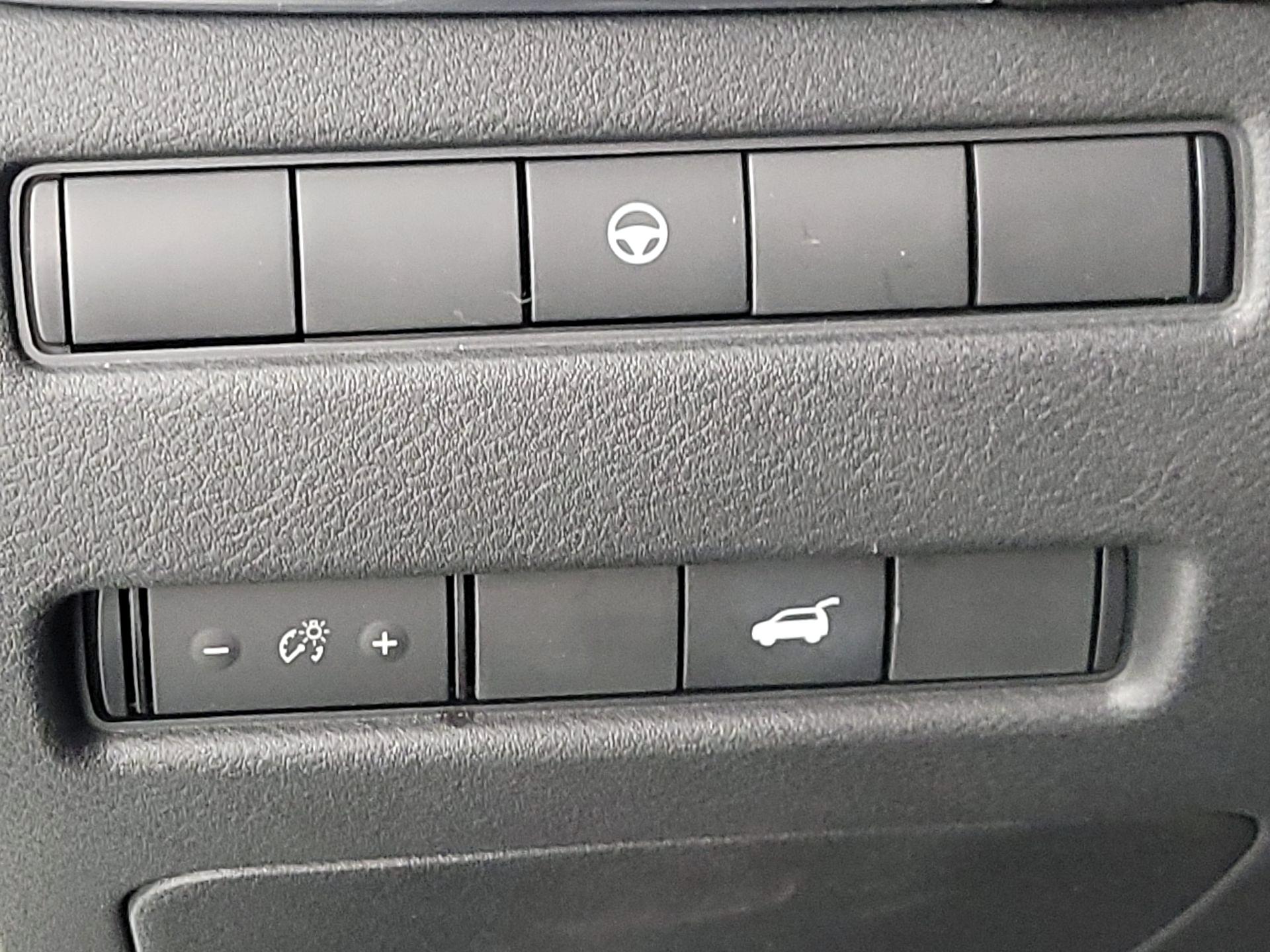 Thumbnail: 2022 Nissan Rogue - 13