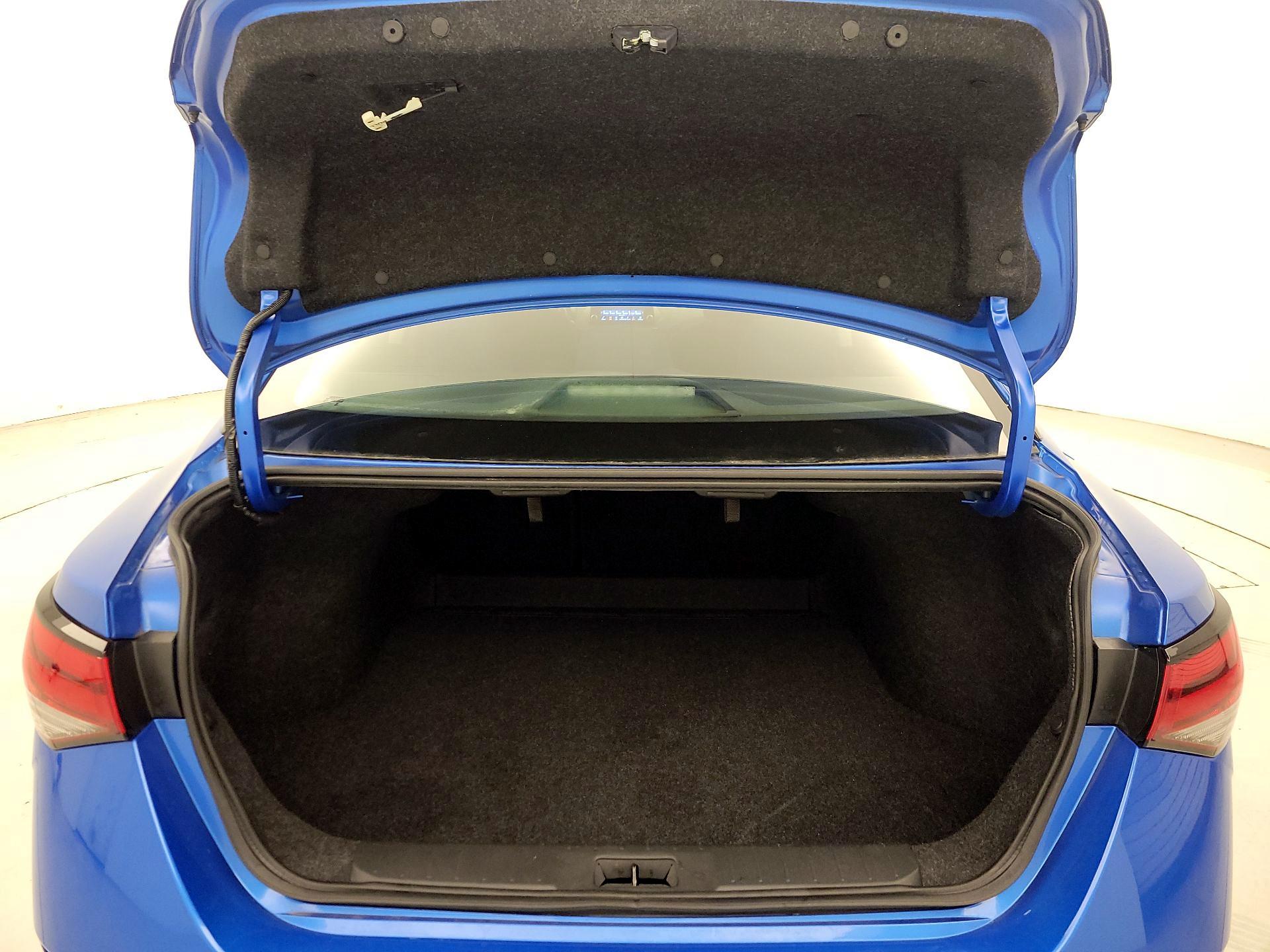 Thumbnail: 2022 Nissan Sentra - 20