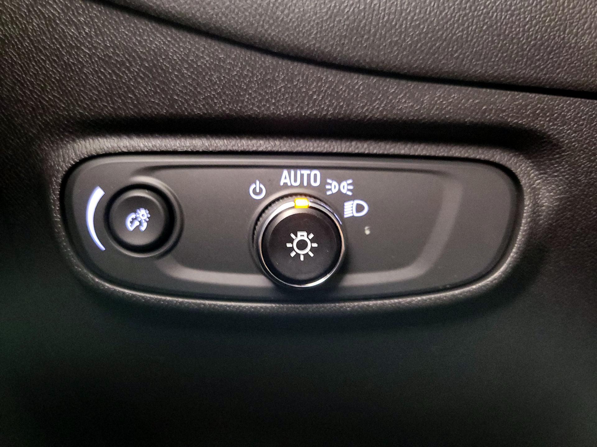 Thumbnail: 2023 Chevrolet Equinox - 13