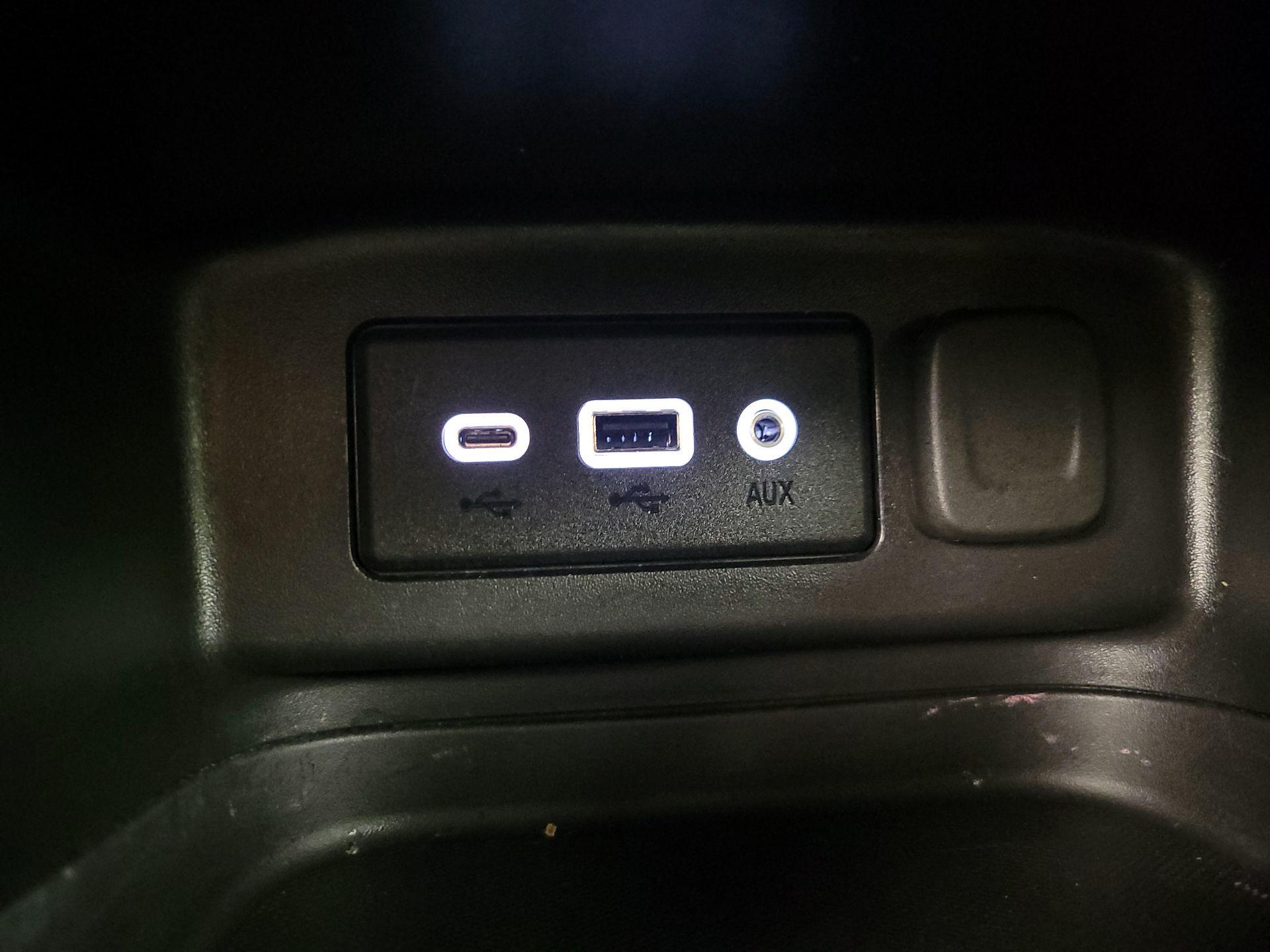 Thumbnail: 2023 Chevrolet Equinox - 18