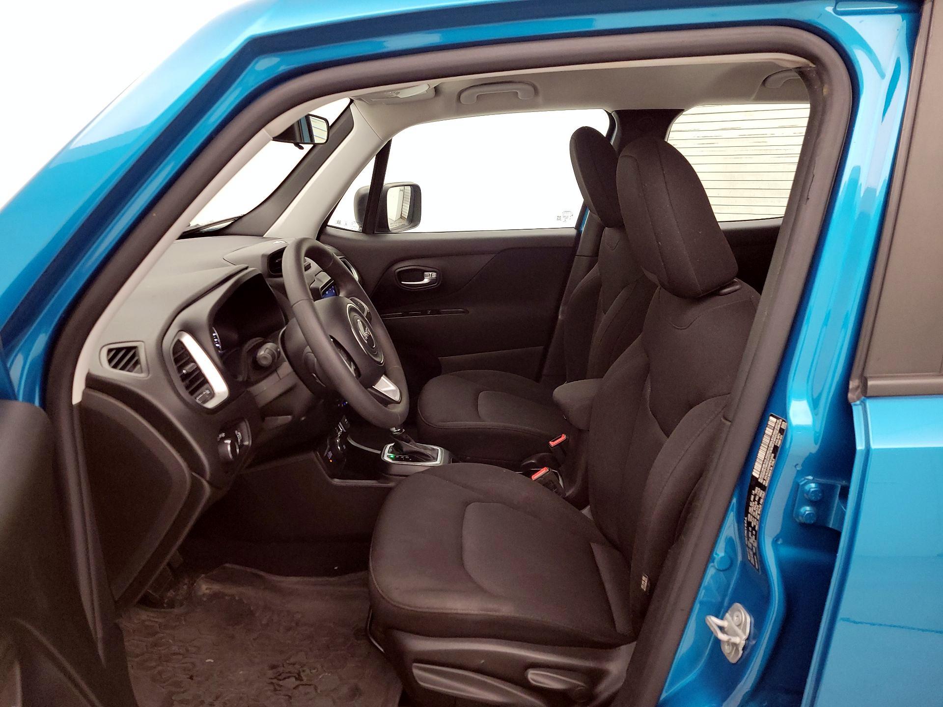 Thumbnail: 2021 Jeep Renegade - 11