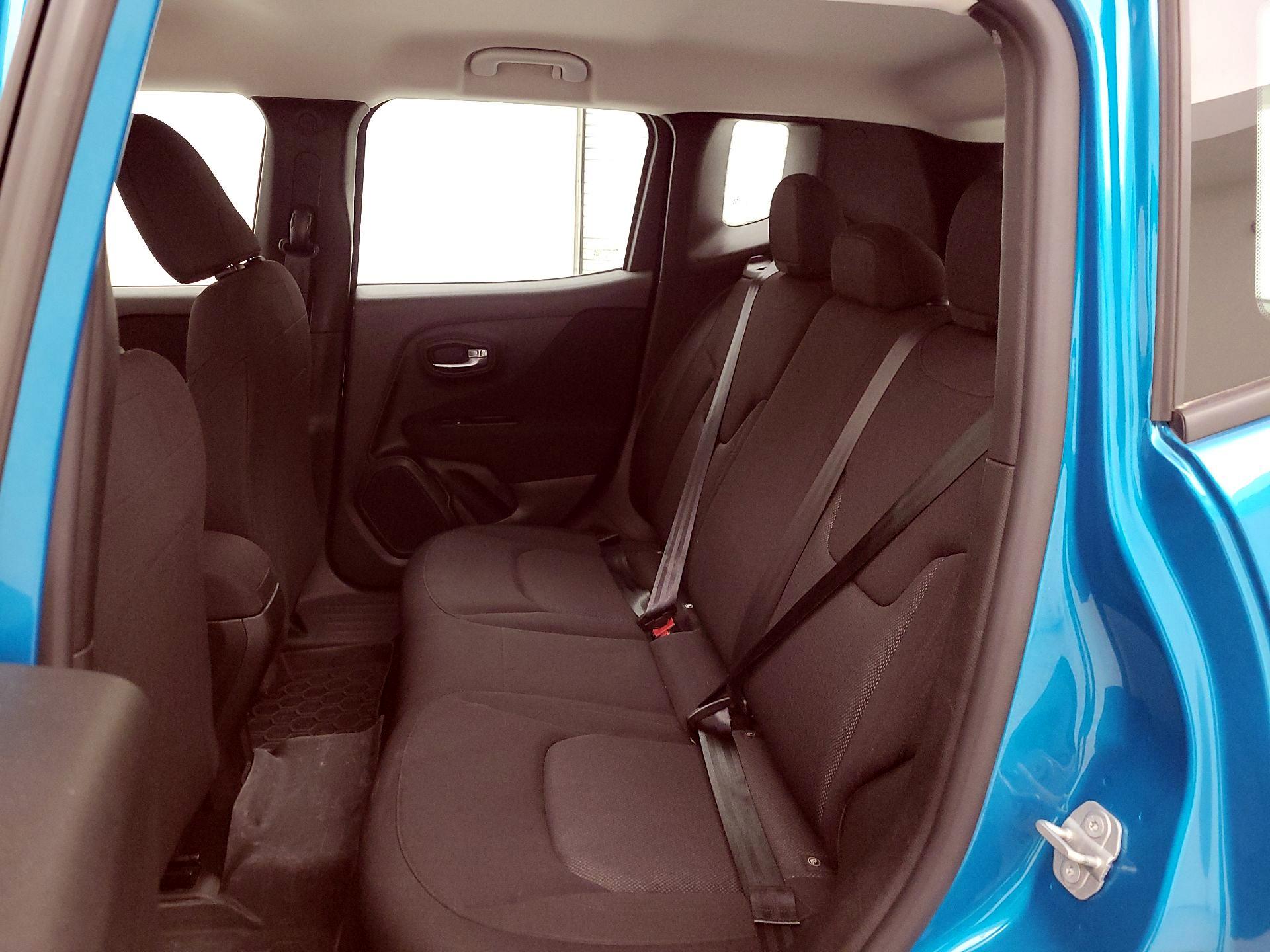 Thumbnail: 2021 Jeep Renegade - 20