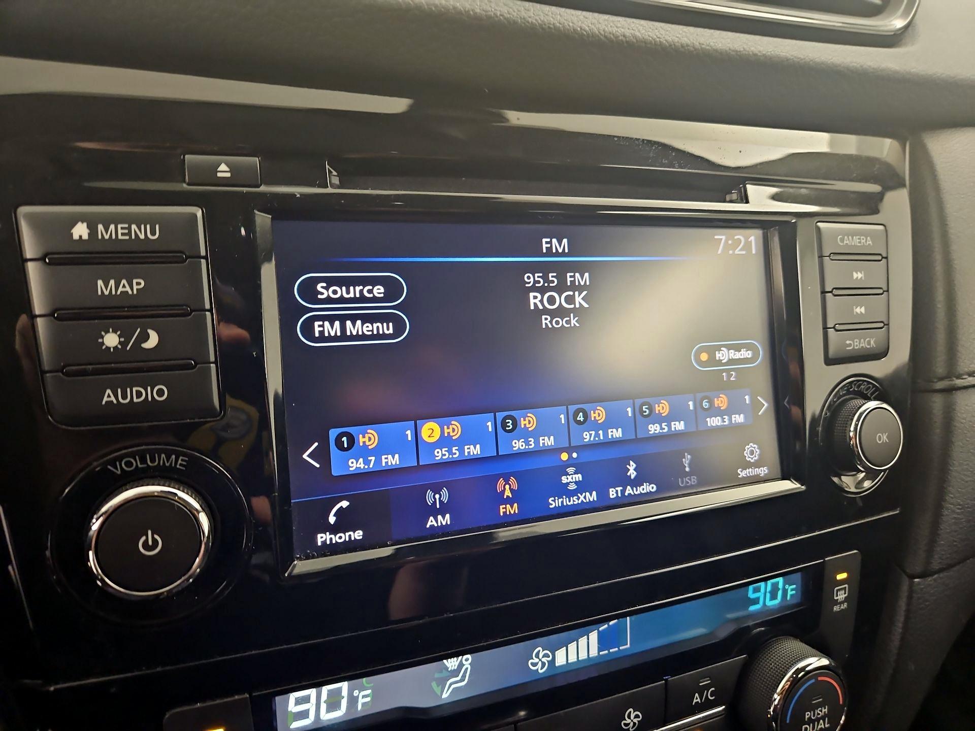 Thumbnail: 2020 Nissan Rogue - 16