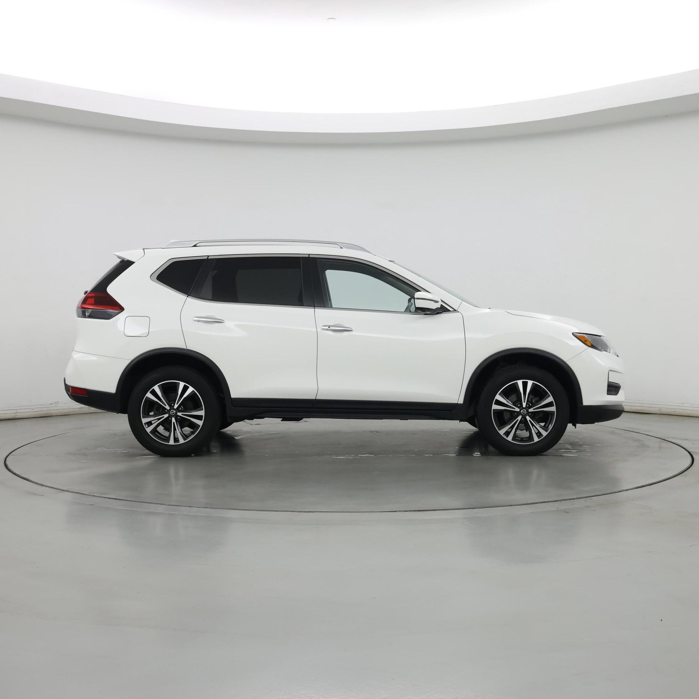 Thumbnail: 2020 Nissan Rogue - 7